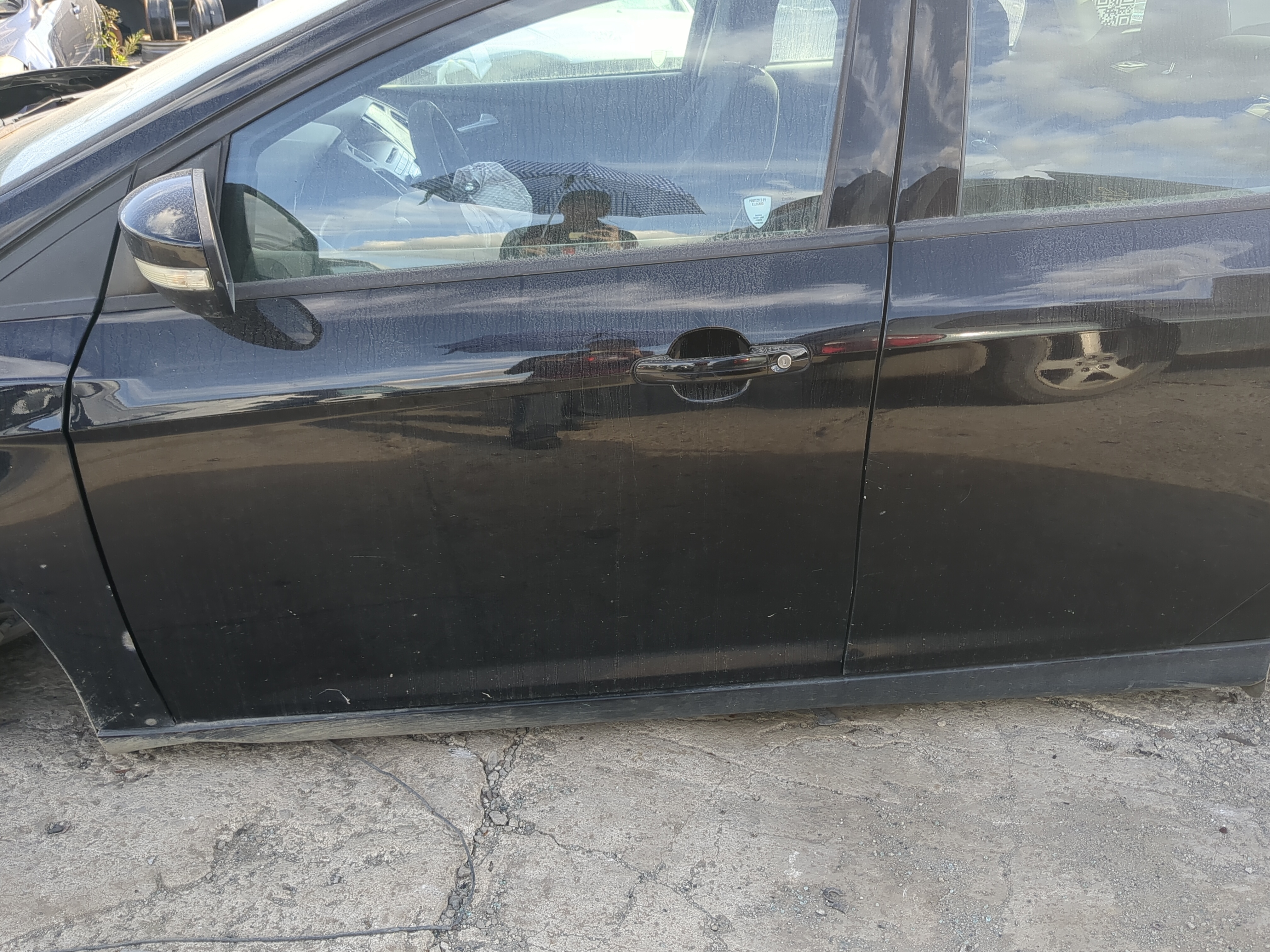 2015-2018 Ford Focus Driver Front Door Oem 1193217 - Oemusedautoparts1.com