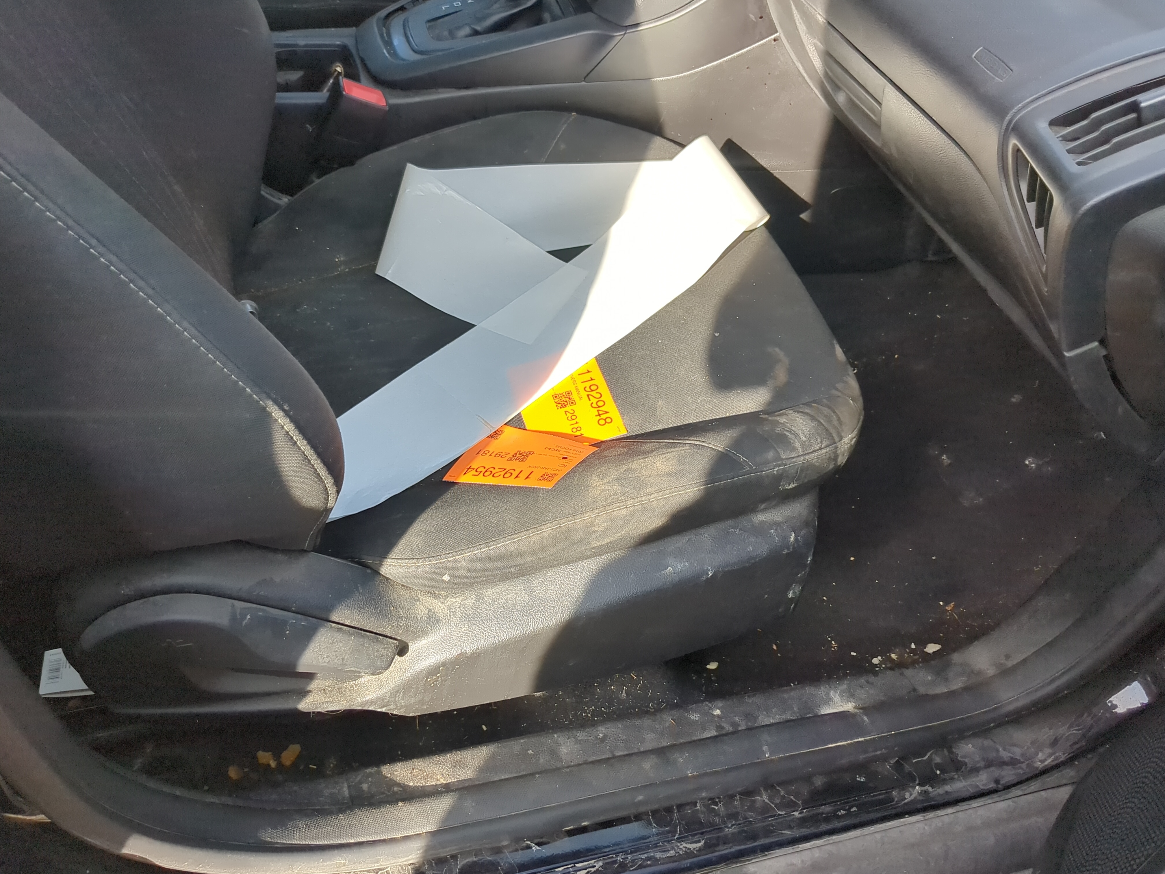 2015-2018 Ford Focus Passenger Front Seat Oem 1193277 - Oemusedautoparts1.com