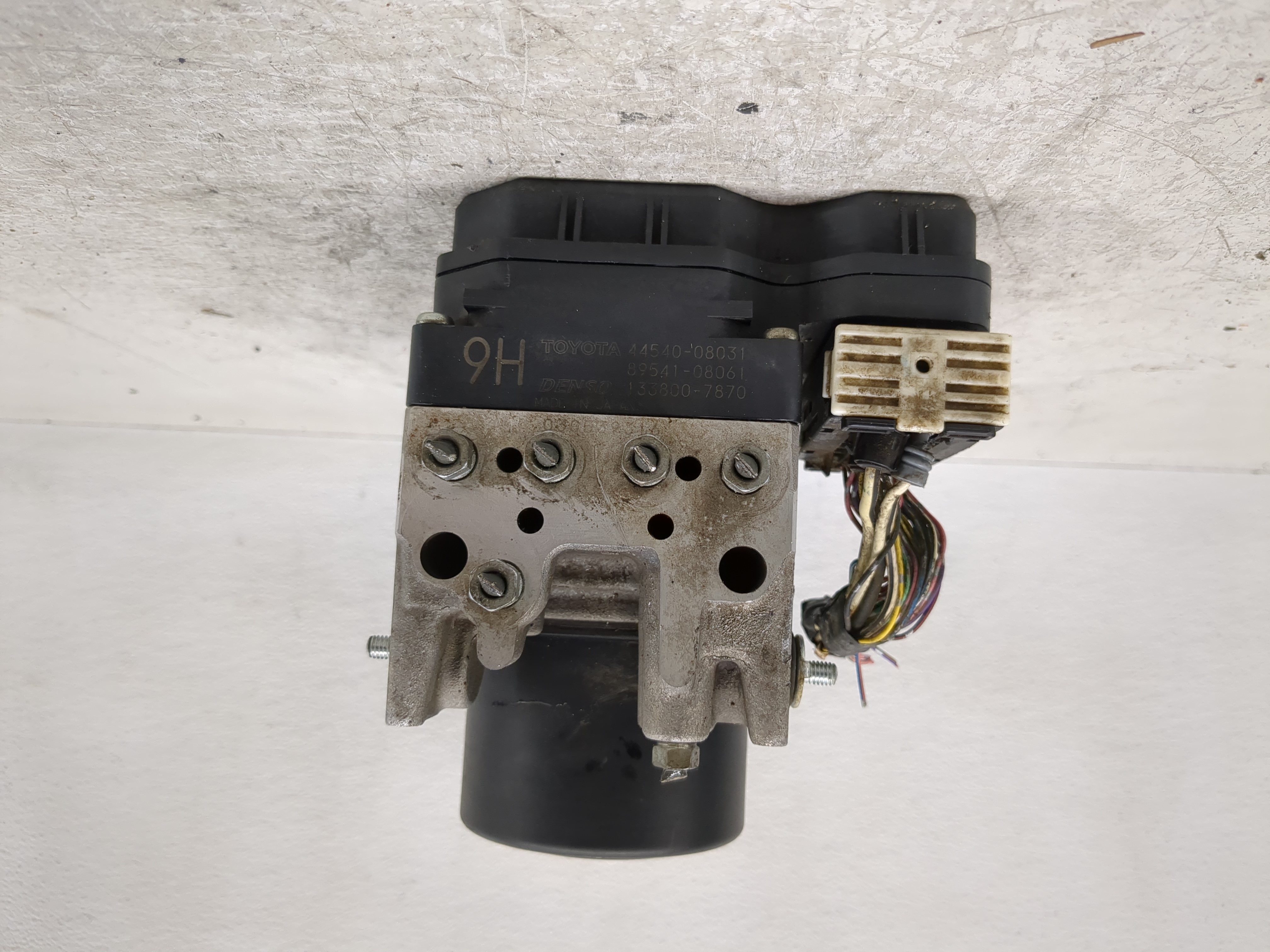 2004-2006 Toyota Sienna Abs Pump Control Module 1193328 - Oemusedautoparts1.com