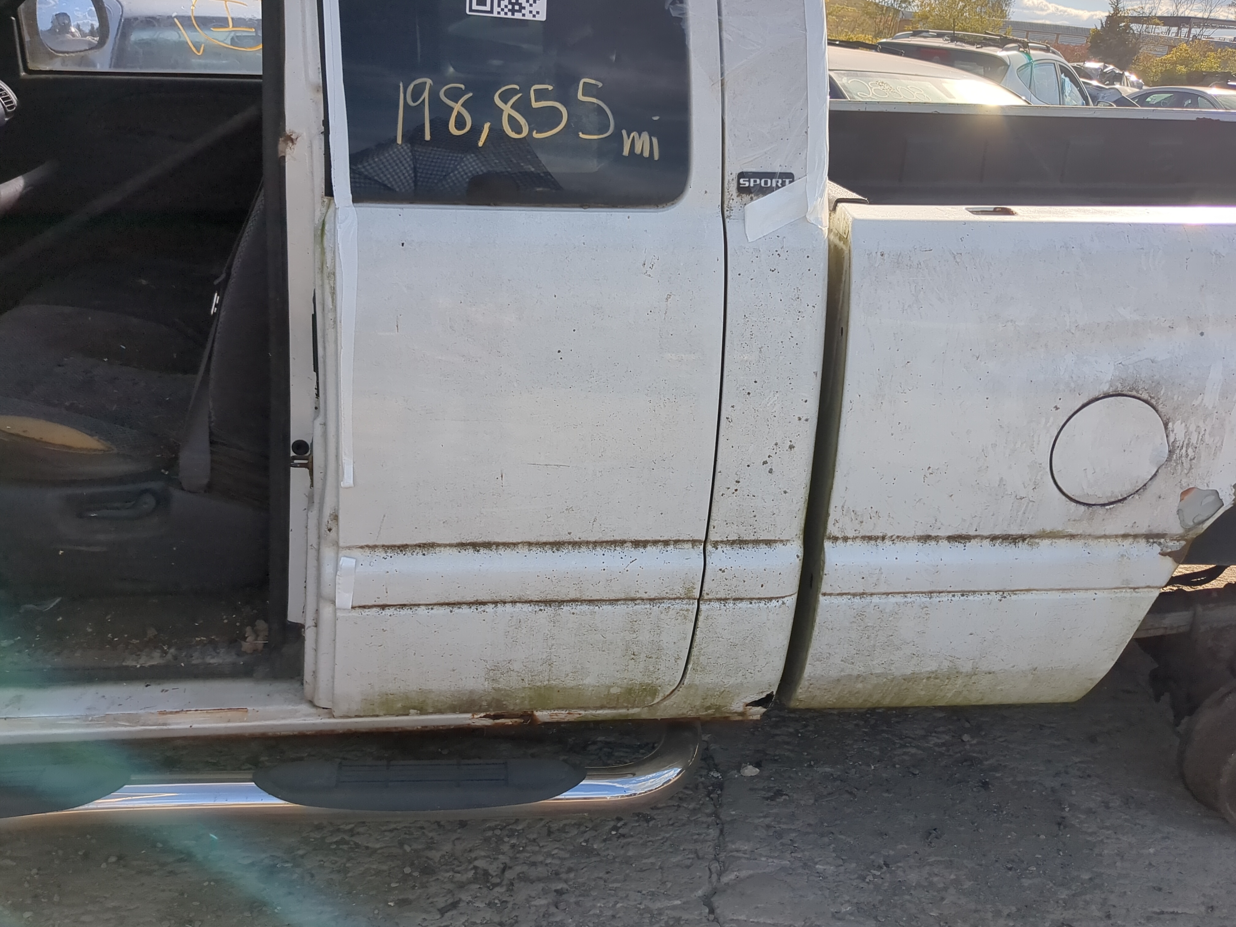 1998-2001 Dodge Ram 1500 Driver Rear Door Oem 1193365 - Oemusedautoparts1.com