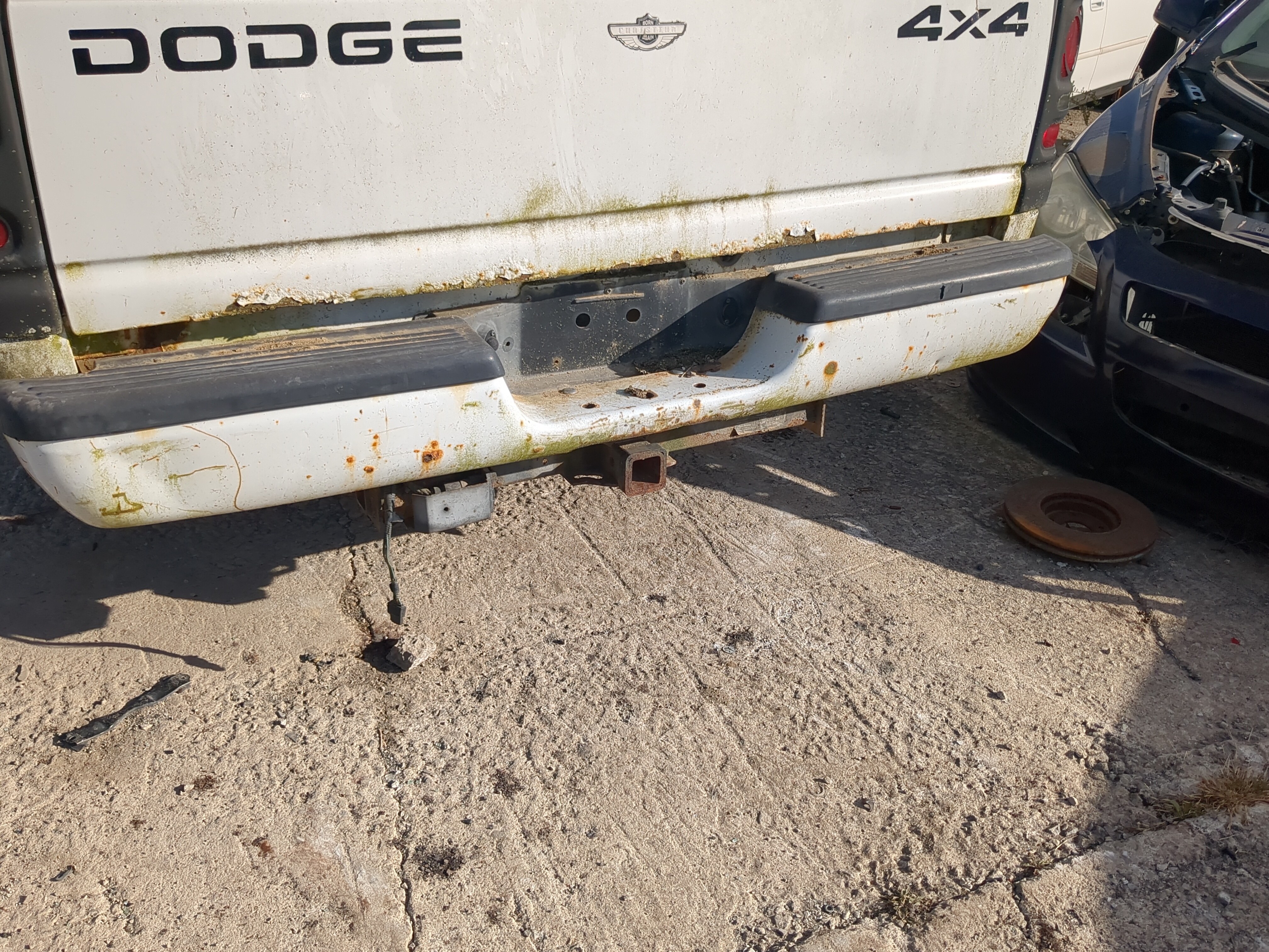 1994-2001 Dodge Ram 1500 Rear Bumper Assembly Oem 1193390 - Oemusedautoparts1.com