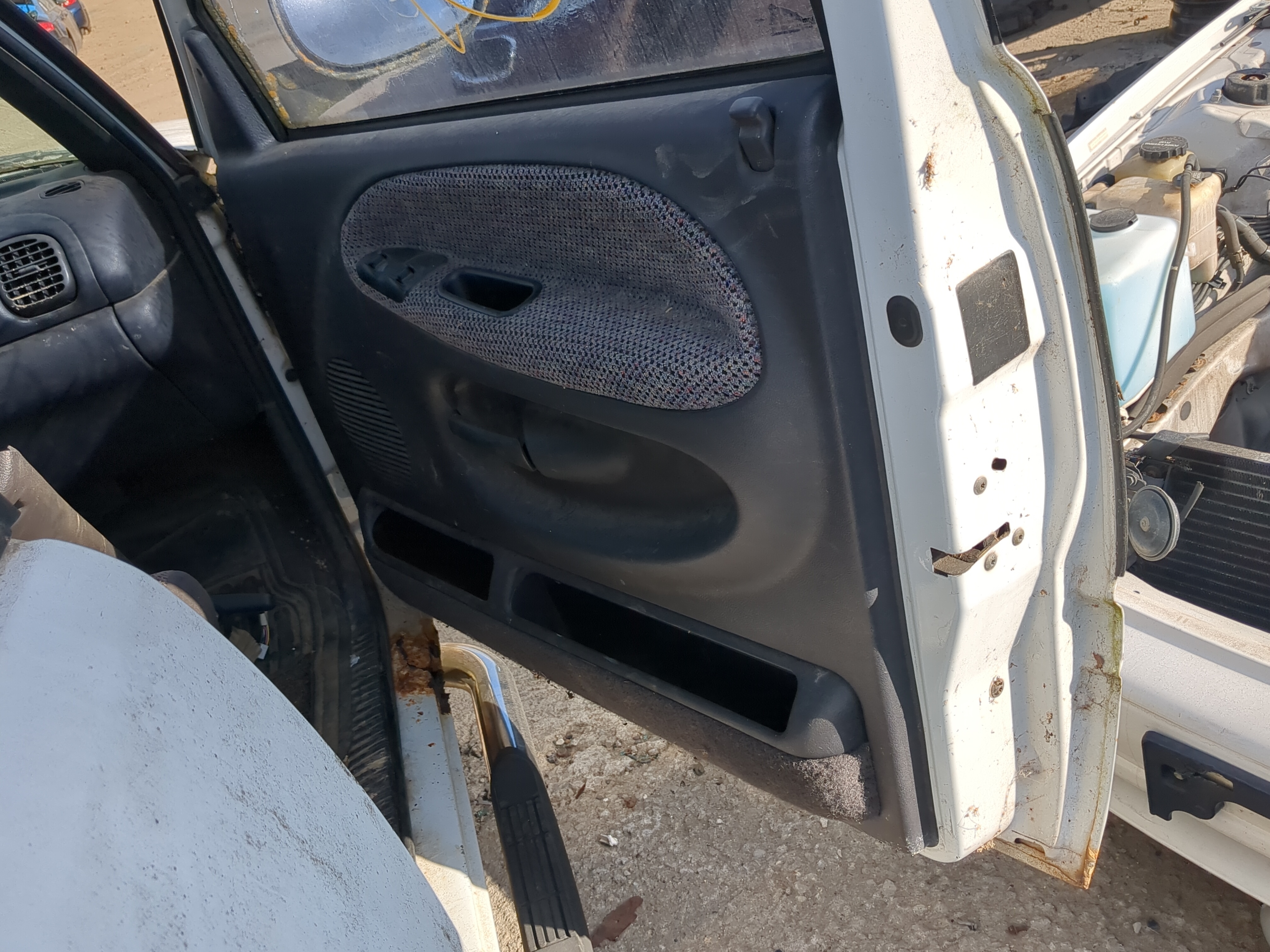 Picture of 2001 Dodge Ram 1500 Front Right Passenger Interior Door Panel Trim 1193443