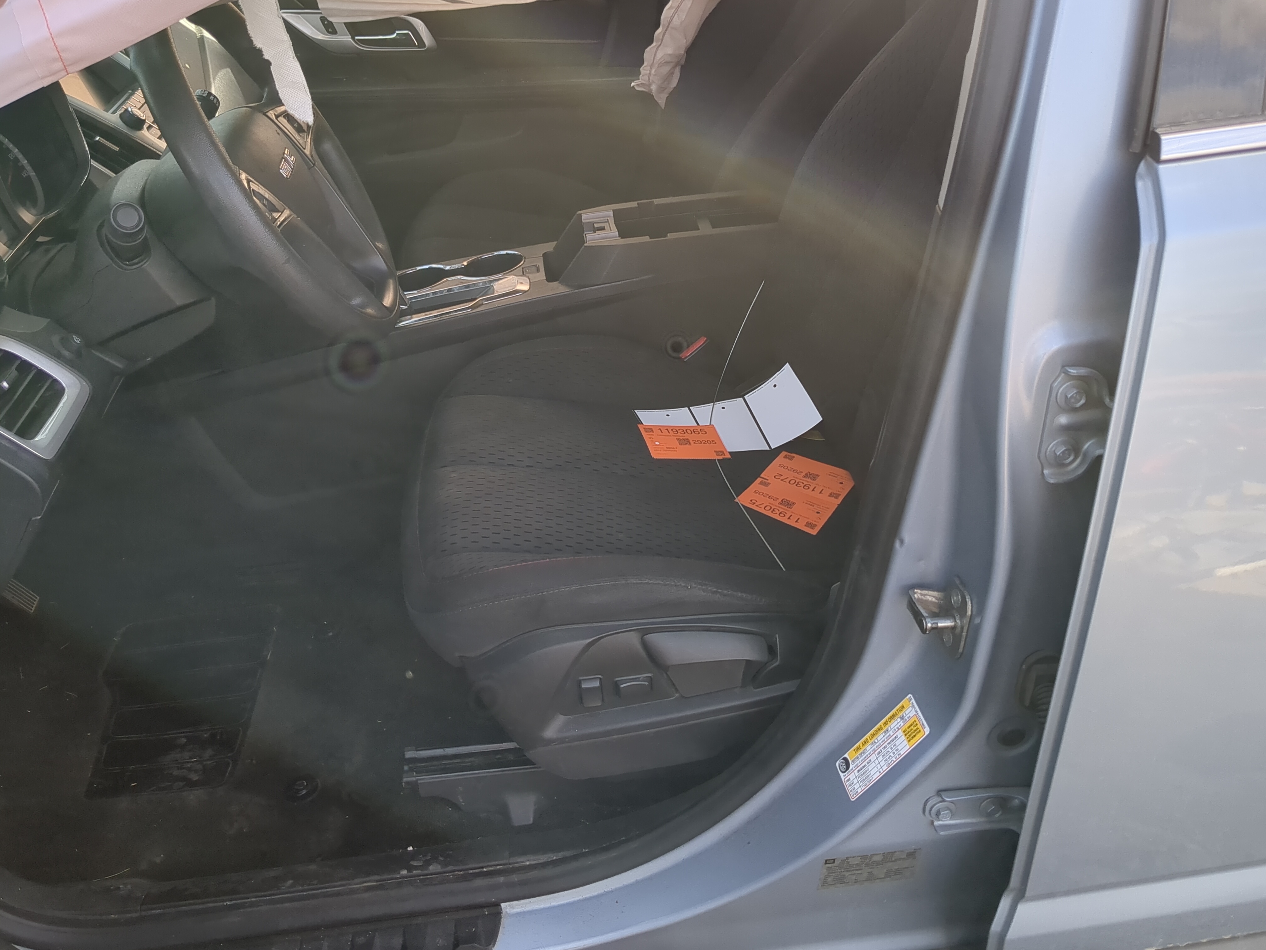 2014-2017 Gmc Terrain Driver Front Seat Oem 1193565 - Oemusedautoparts1.com