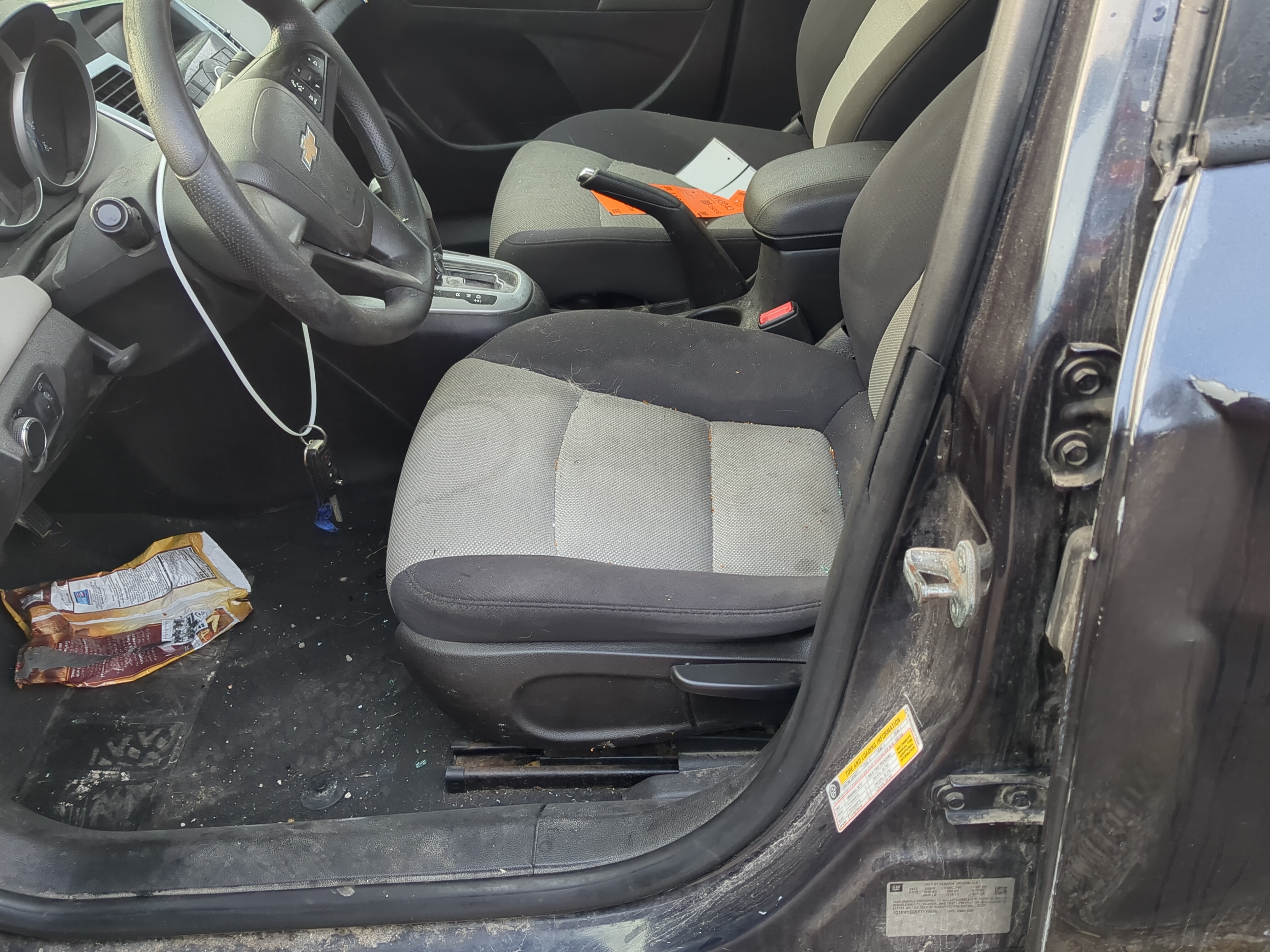 2012-2016 Chevrolet Cruze Driver Front Seat Oem 1194115 - Oemusedautoparts1.com