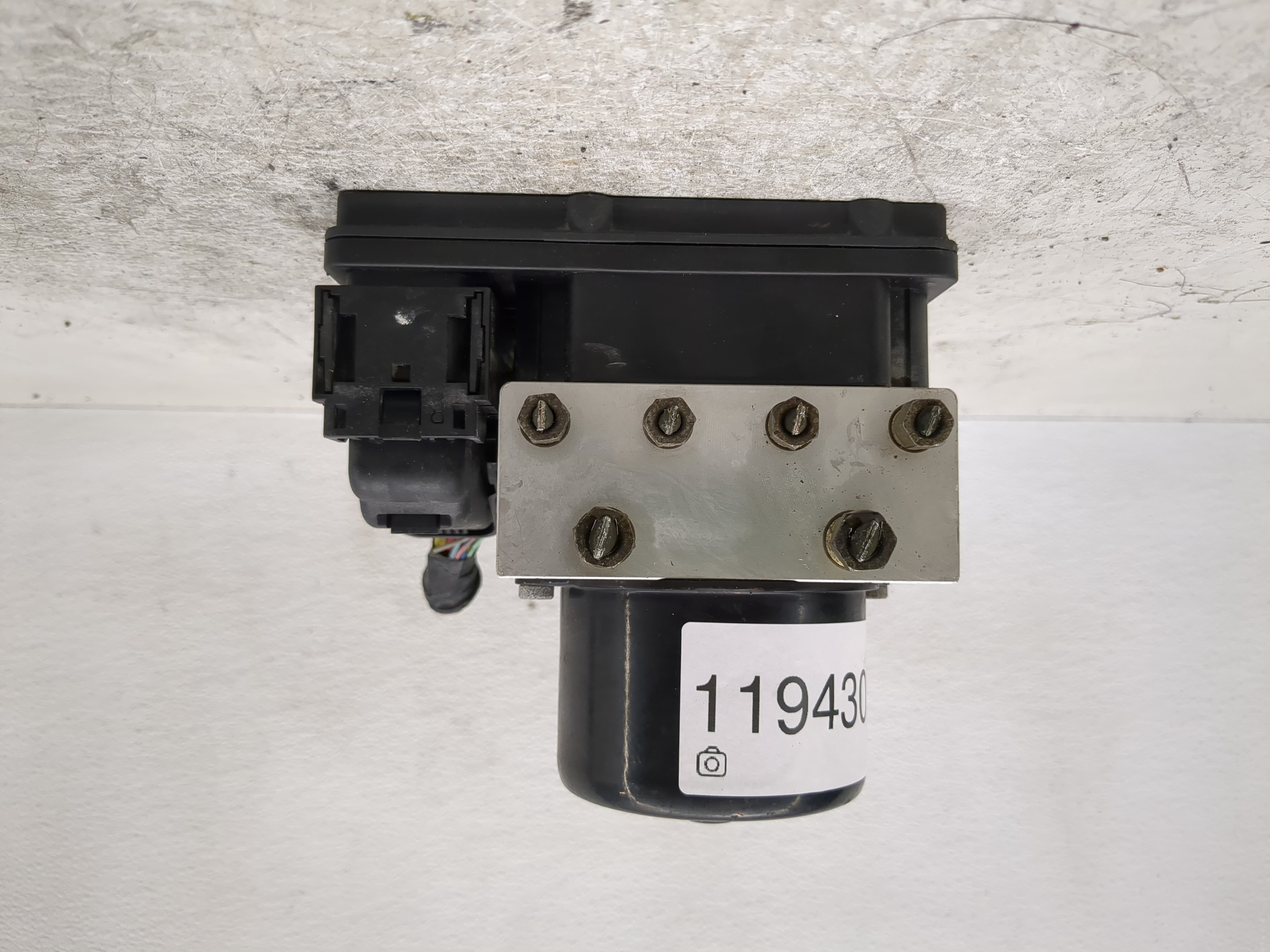 2006-2007 Nissan Xterra Abs Pump Control Module 1194305 - Oemusedautoparts1.com