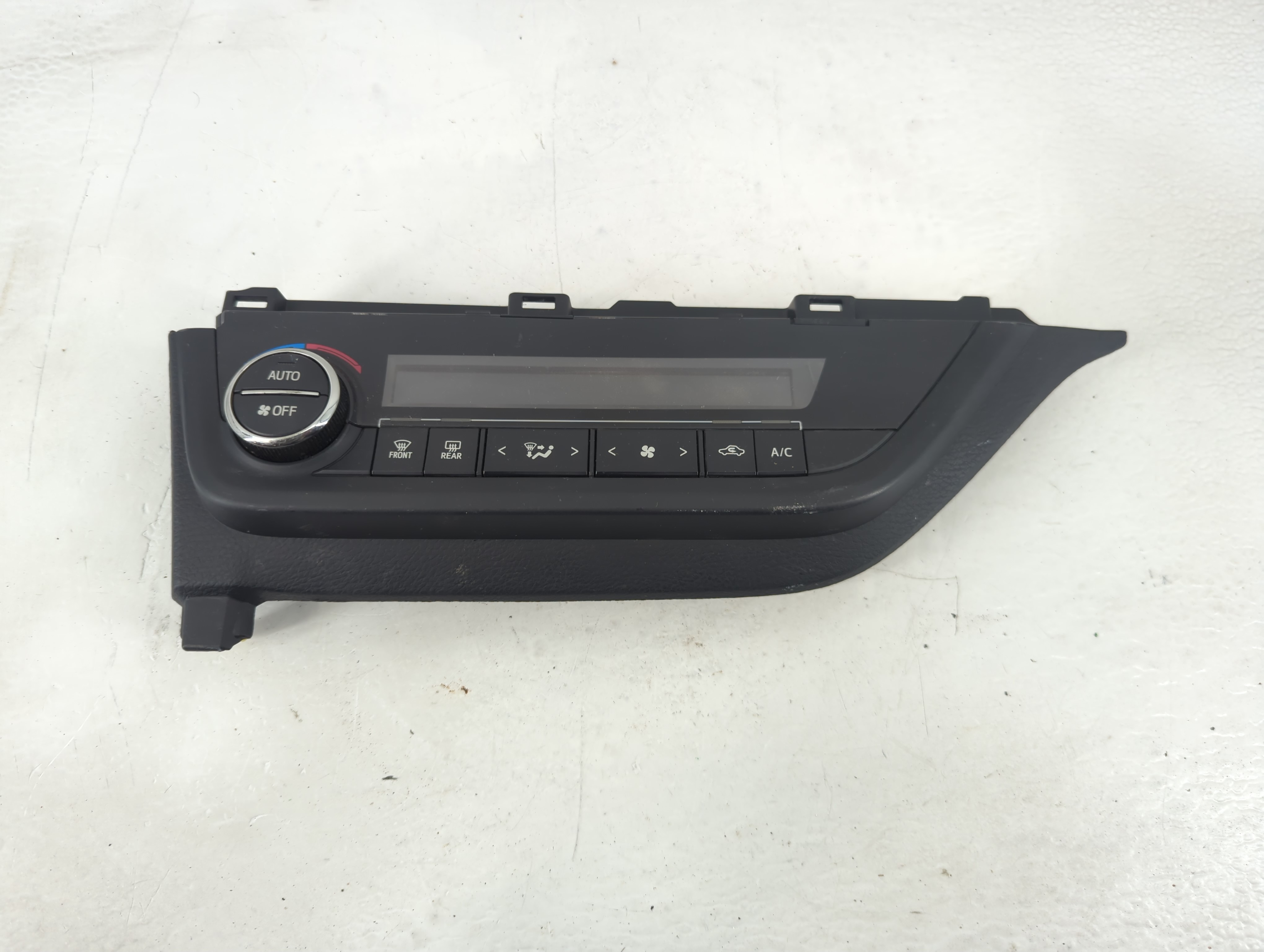 2014-2016 Toyota Corolla Ac Heater Roof Climate Control Temperature Oem 1194319 - Oemusedautoparts1.com