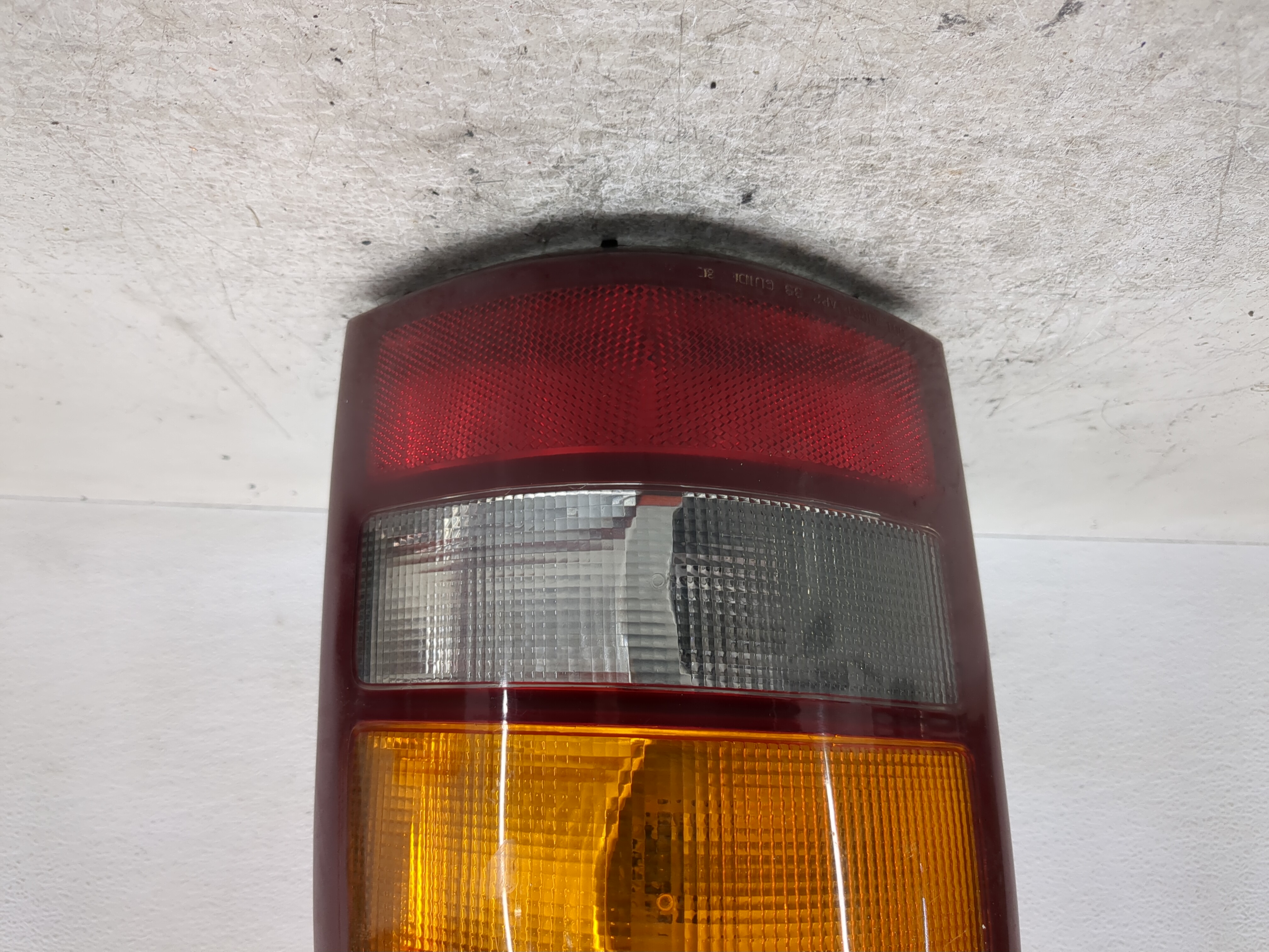 Picture of 1999 Chevrolet Silverado 1500 Passenger Right Side Tail Light Taillight Oem 1194322