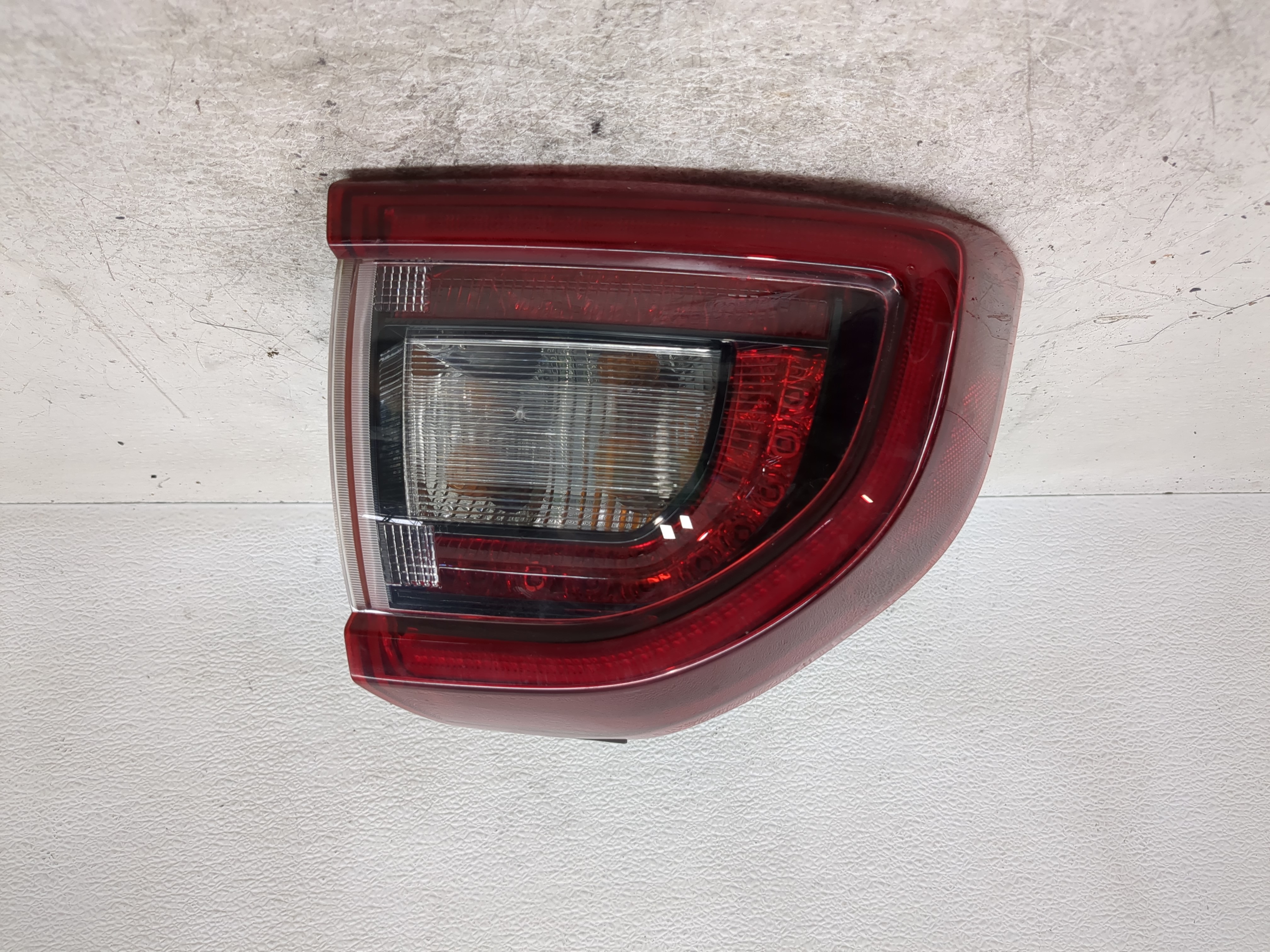 Picture of 2017-2020 Kia Niro Driver Left Side Tail Light Taillight Oem 1194340