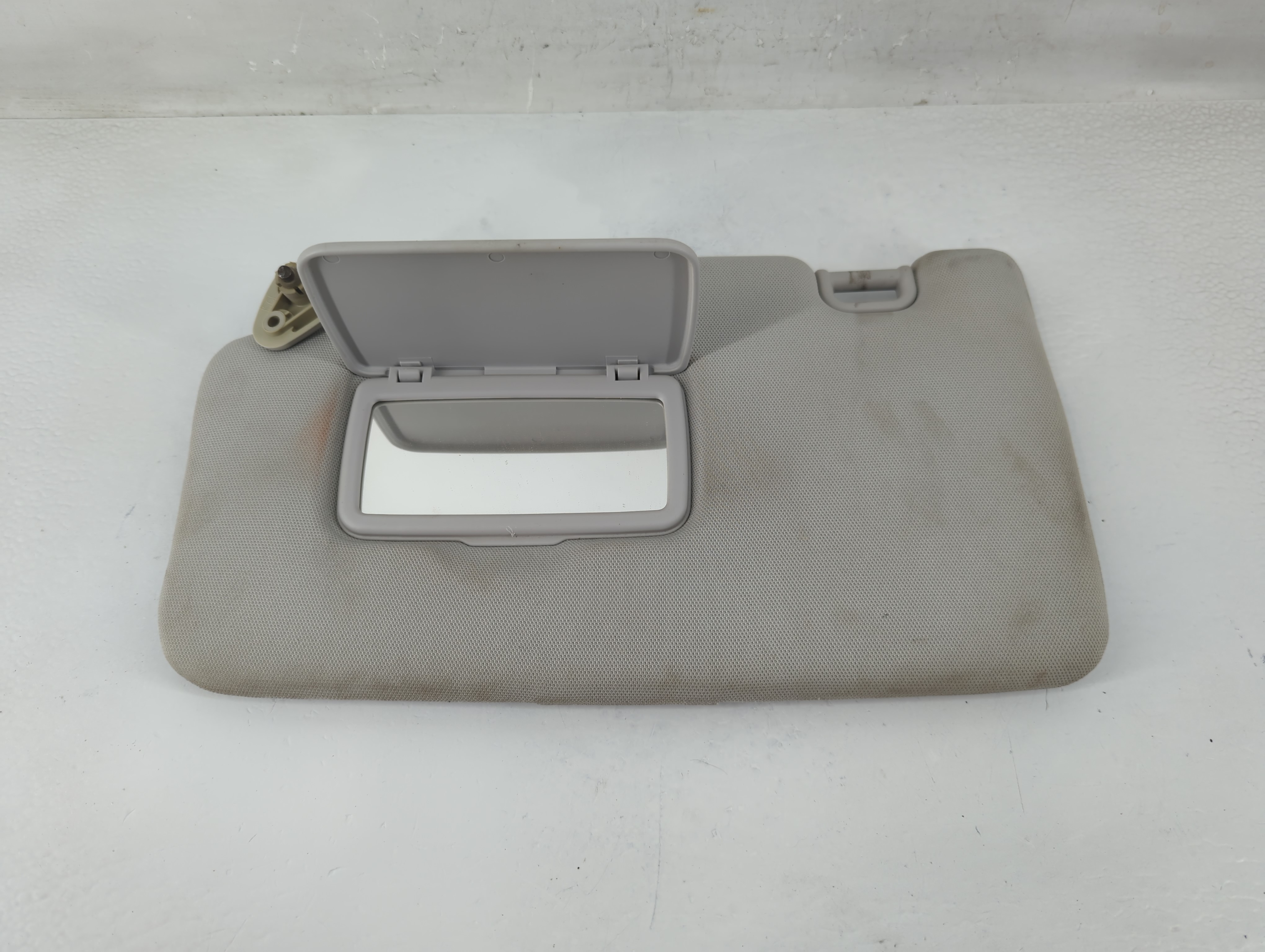 Picture of 2016 Subaru Forester Driver Sun Visor Mirror Left Sunvisor 1194386