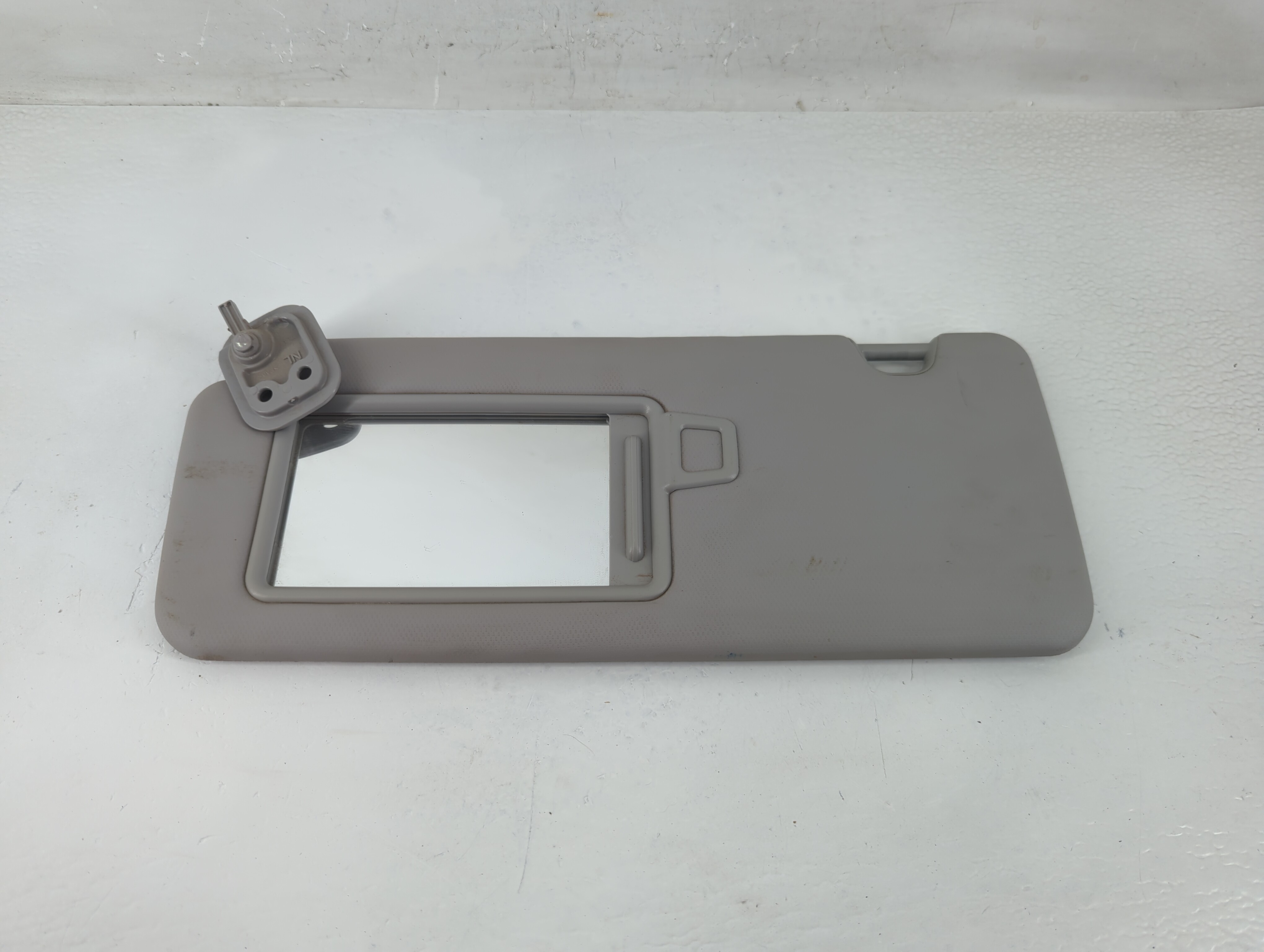 Picture of 2016-2018 Hyundai Tucson Driver Sun Visor Mirror Left Sunvisor 1194404