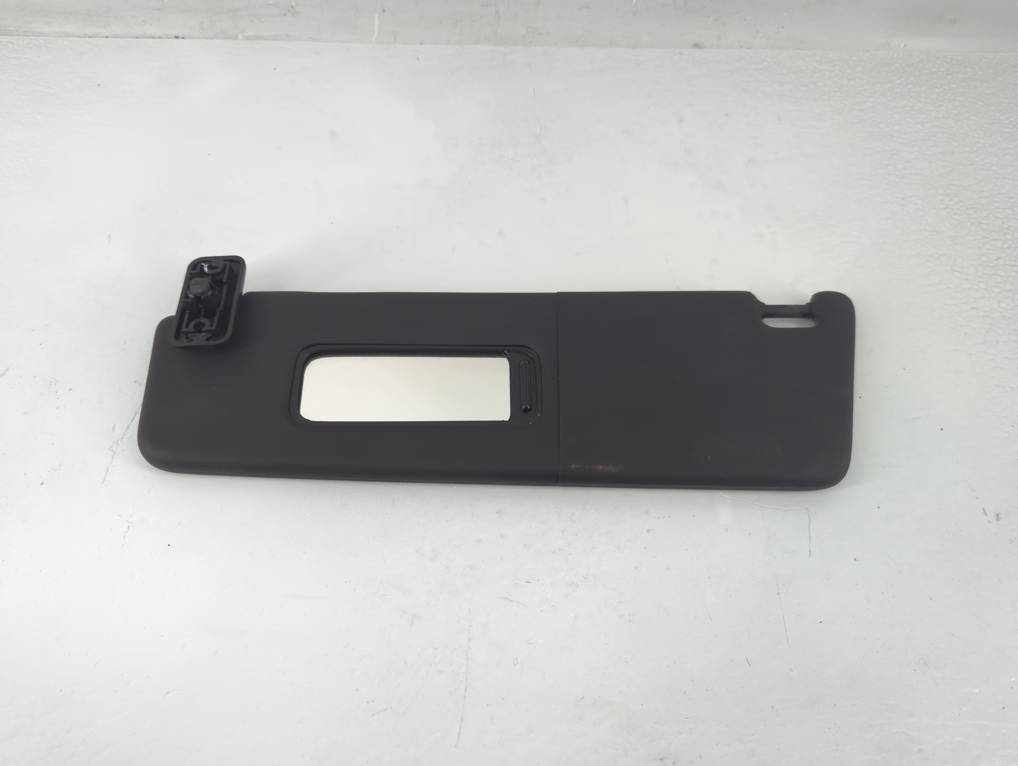 Picture of 2010-2015 Chevrolet Camaro Driver Sun Visor Mirror Left Sunvisor 1194409