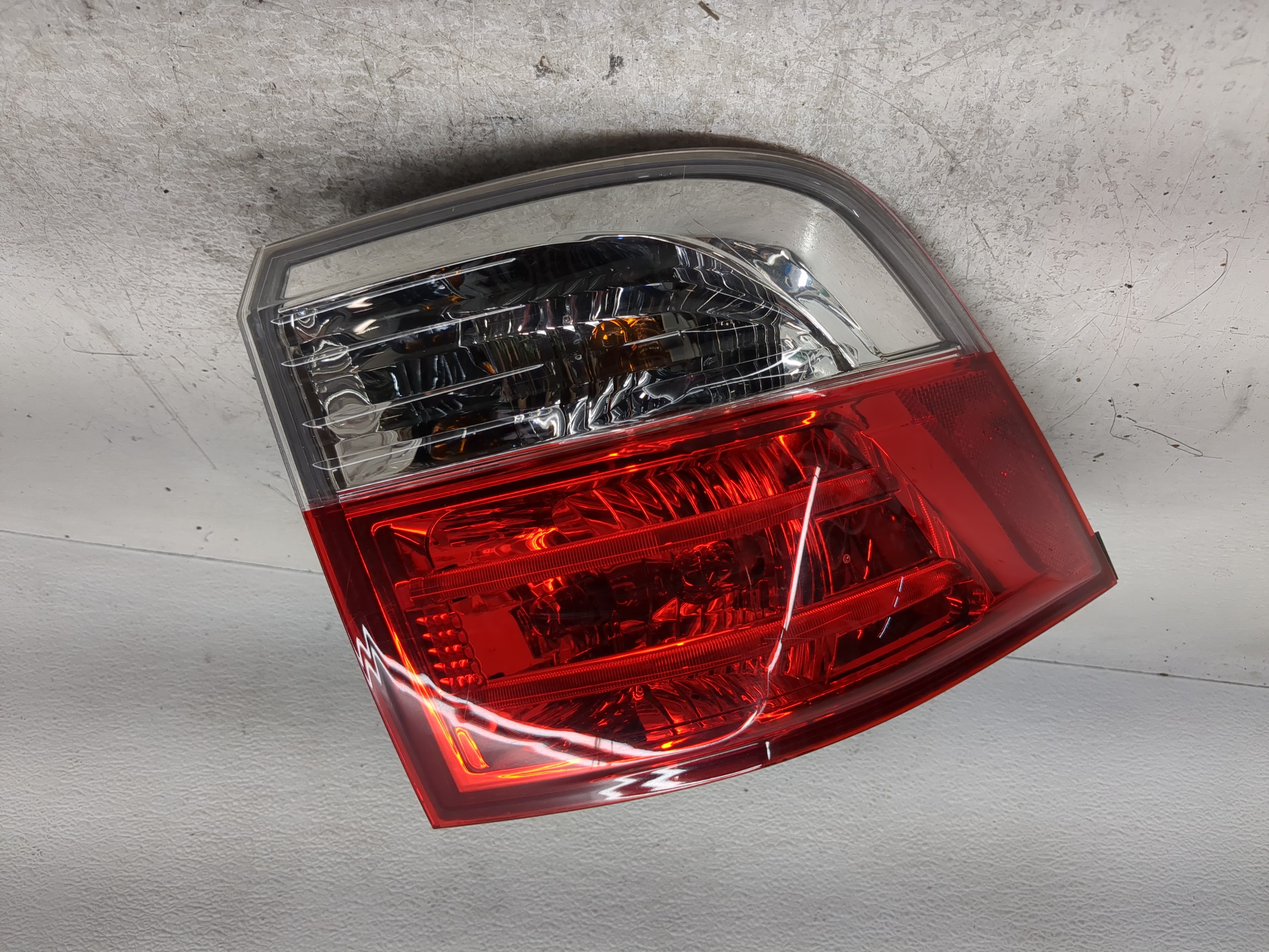 2014-2017 Honda Odyssey Driver Left Side Tail Light Taillight Oem 1194419 - Oemusedautoparts1.com