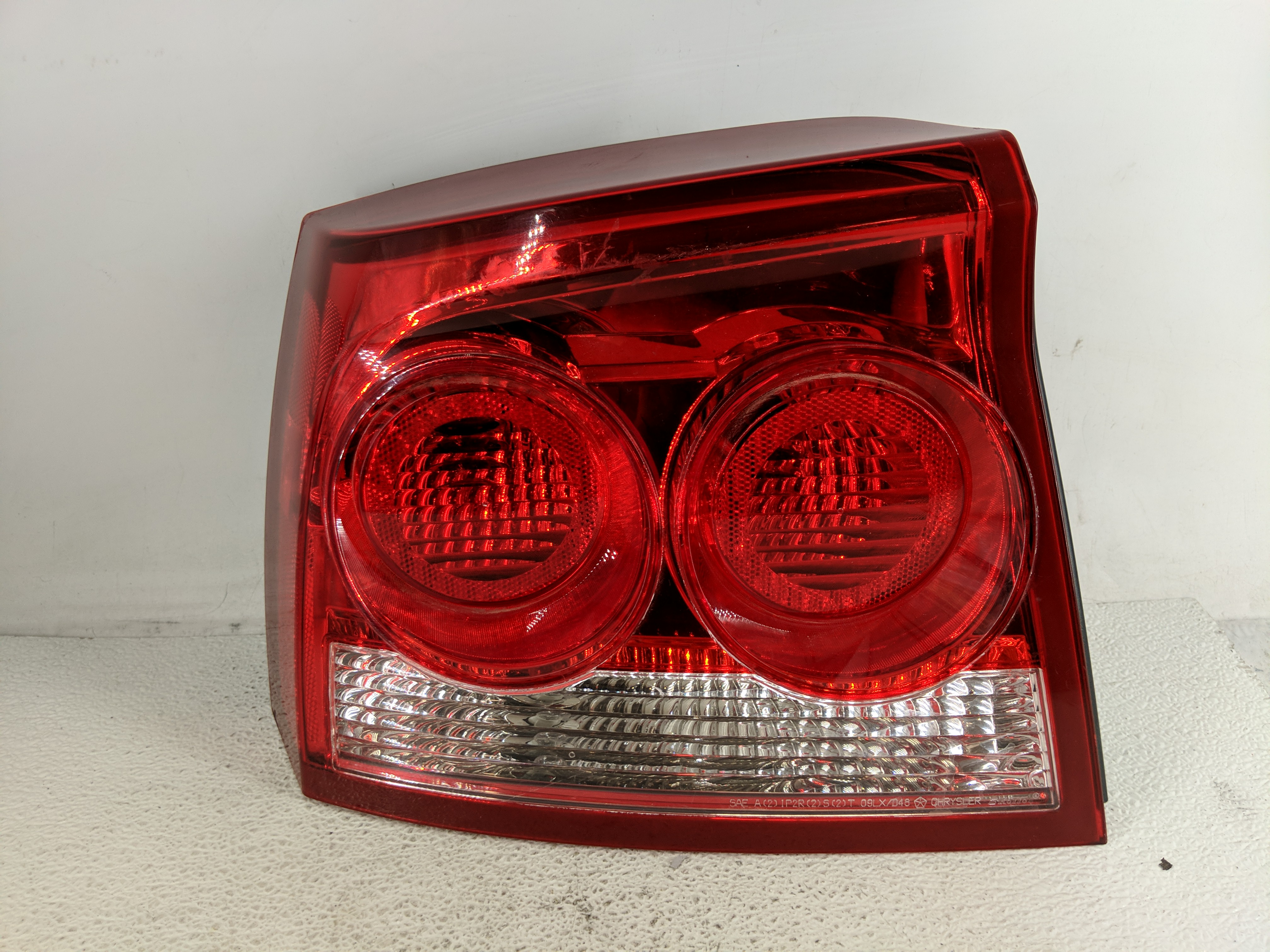 2009-2010 Dodge Charger Driver Left Side Tail Light Taillight Oem 1194479 - Oemusedautoparts1.com