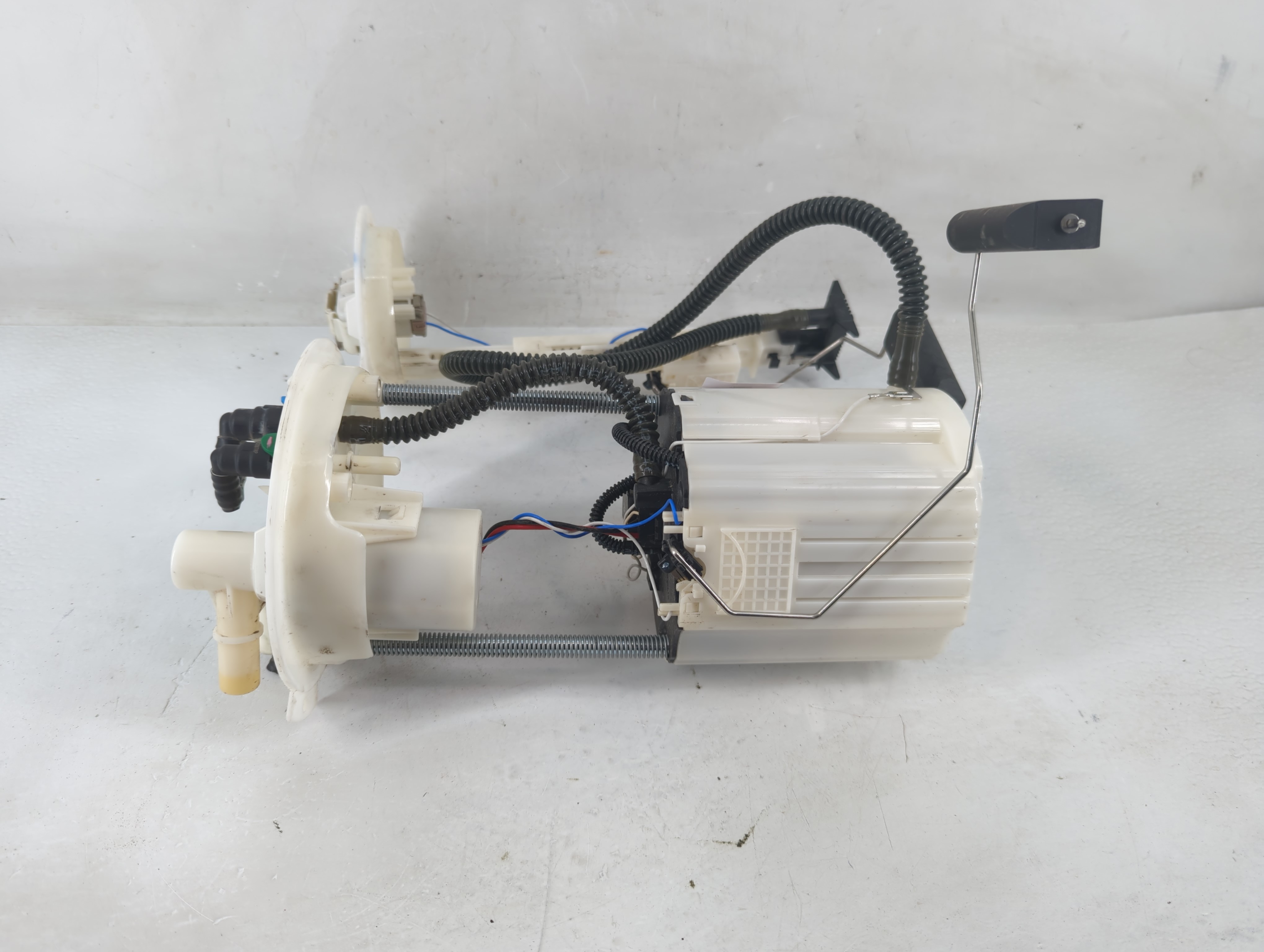 2013-2021 Chevrolet Trax Electrical Gas Fuel Pump Assembly 1194493 - Oemusedautoparts1.com