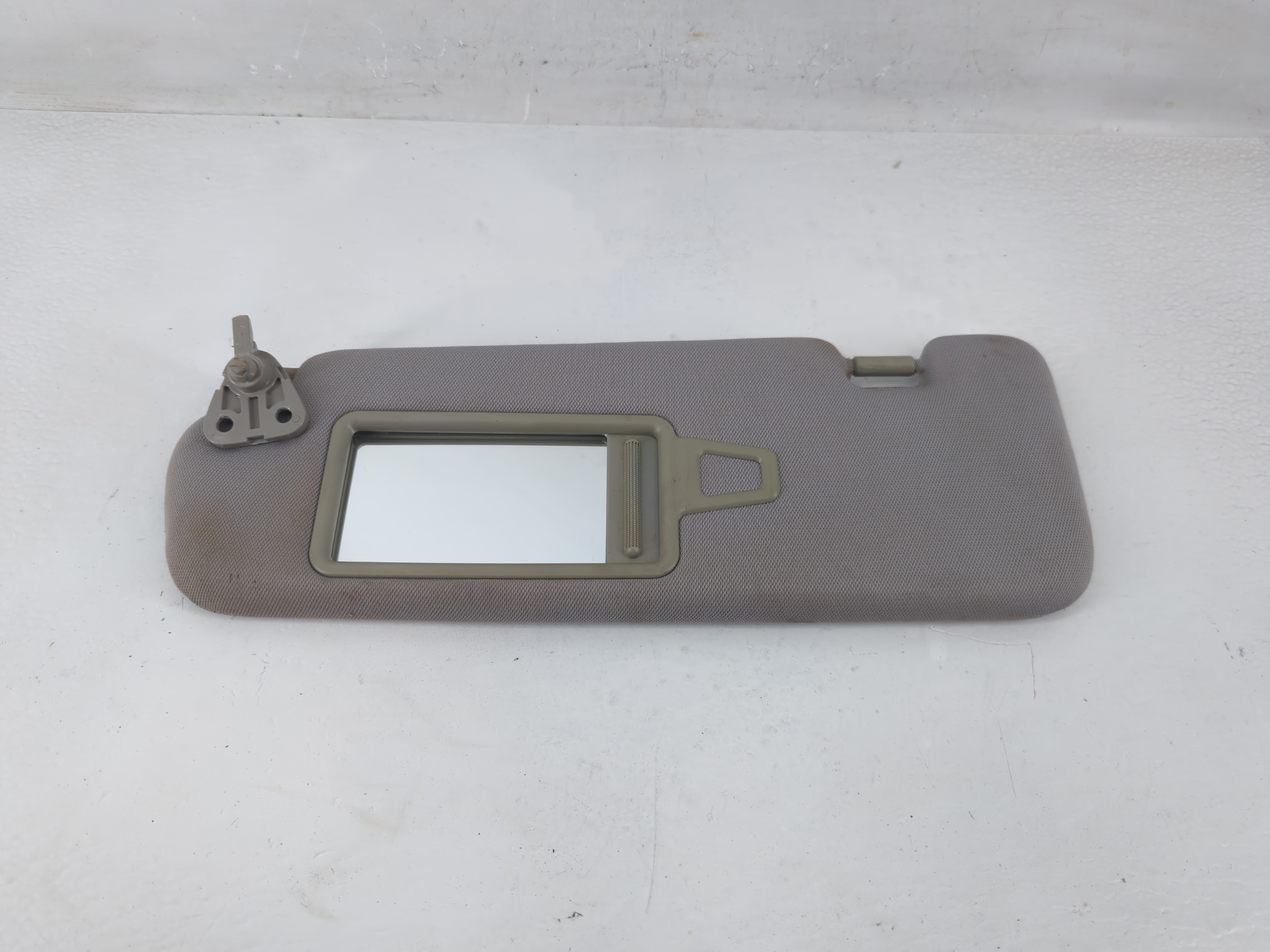 2011-2015 Hyundai Sonata Driver Sun Visor Mirror Left Sunvisor Grey 1194535 - Oemusedautoparts1.com