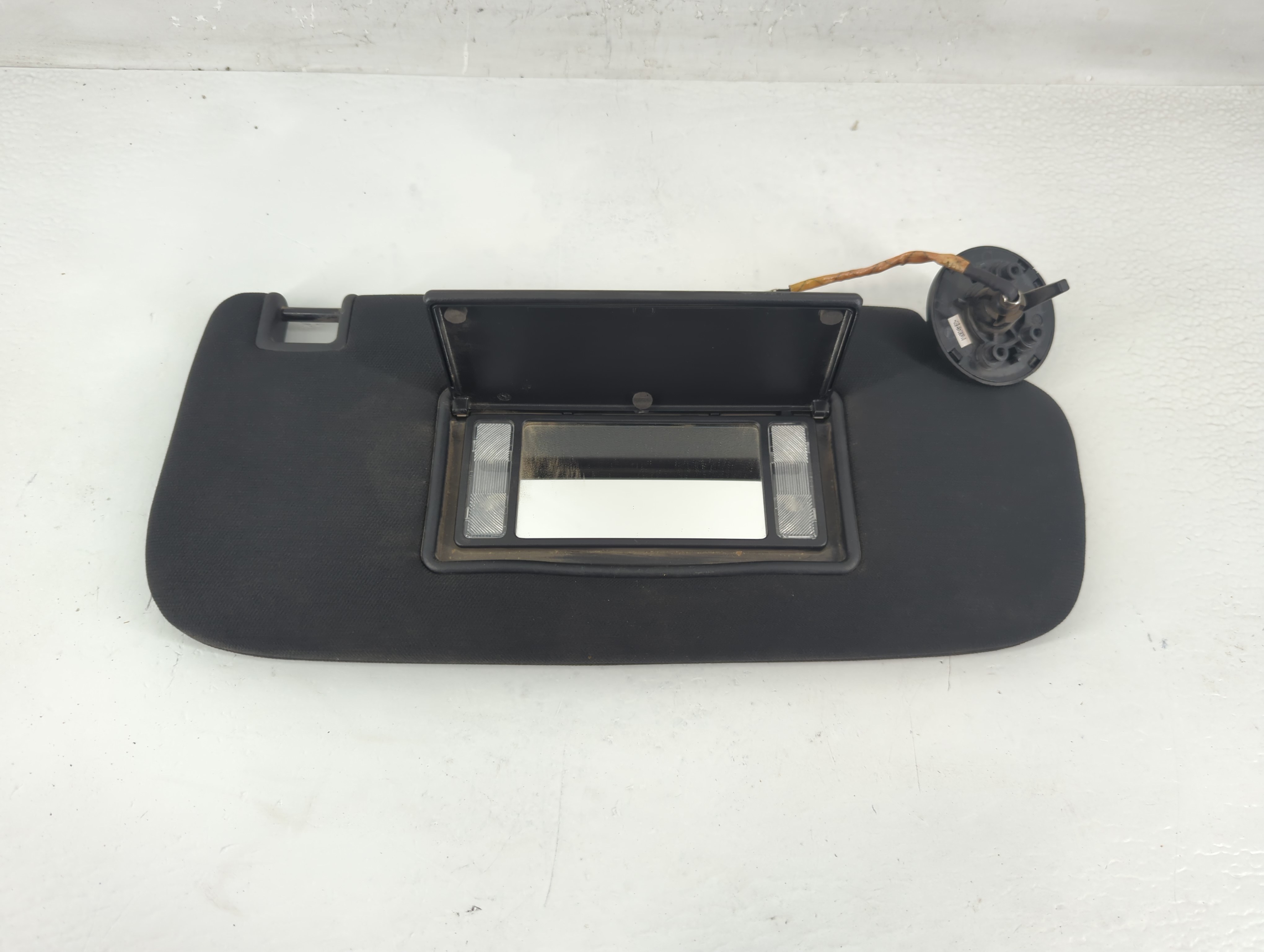 2014-2022 Jeep Grand Cherokee Passenger Sun Visor Mirror Right Sunvisor 1194541 - Oemusedautoparts1.com