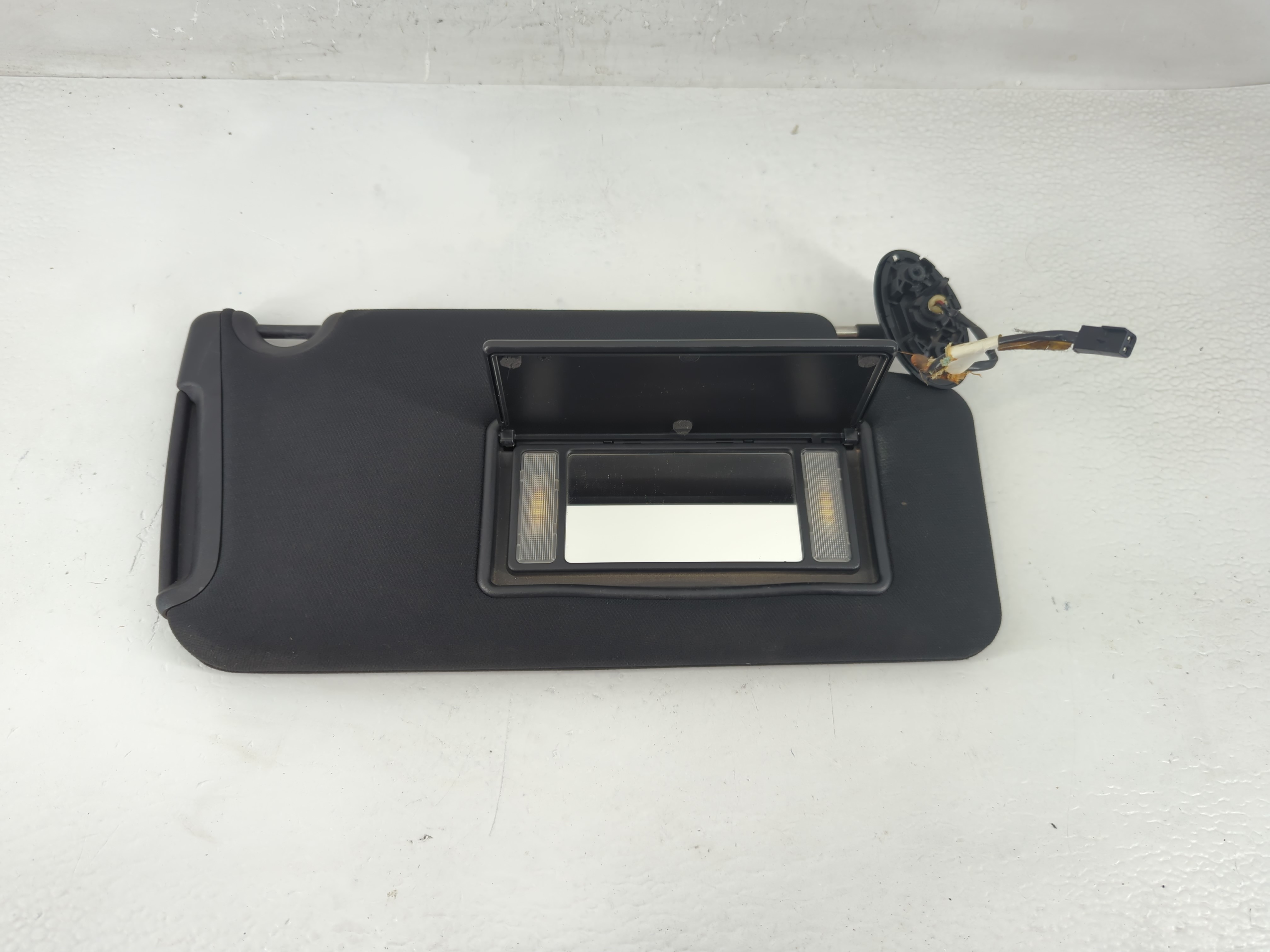 Picture of 2011-2020 Dodge Journey Driver Sun Visor Mirror Left Sunvisor Black 1194545