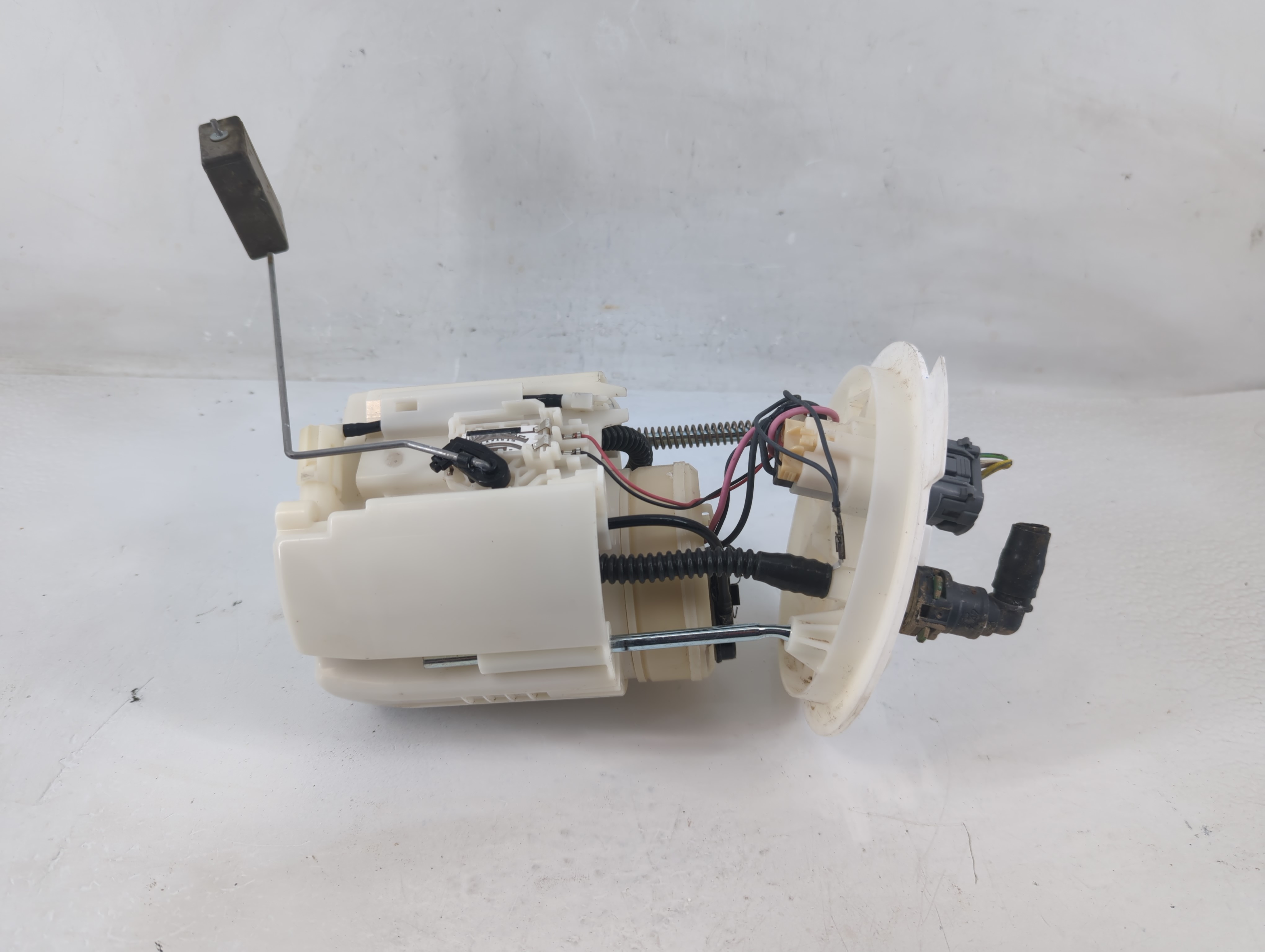 2015-2018 Ford Edge Electrical Gas Fuel Pump Assembly 1194561 - Oemusedautoparts1.com