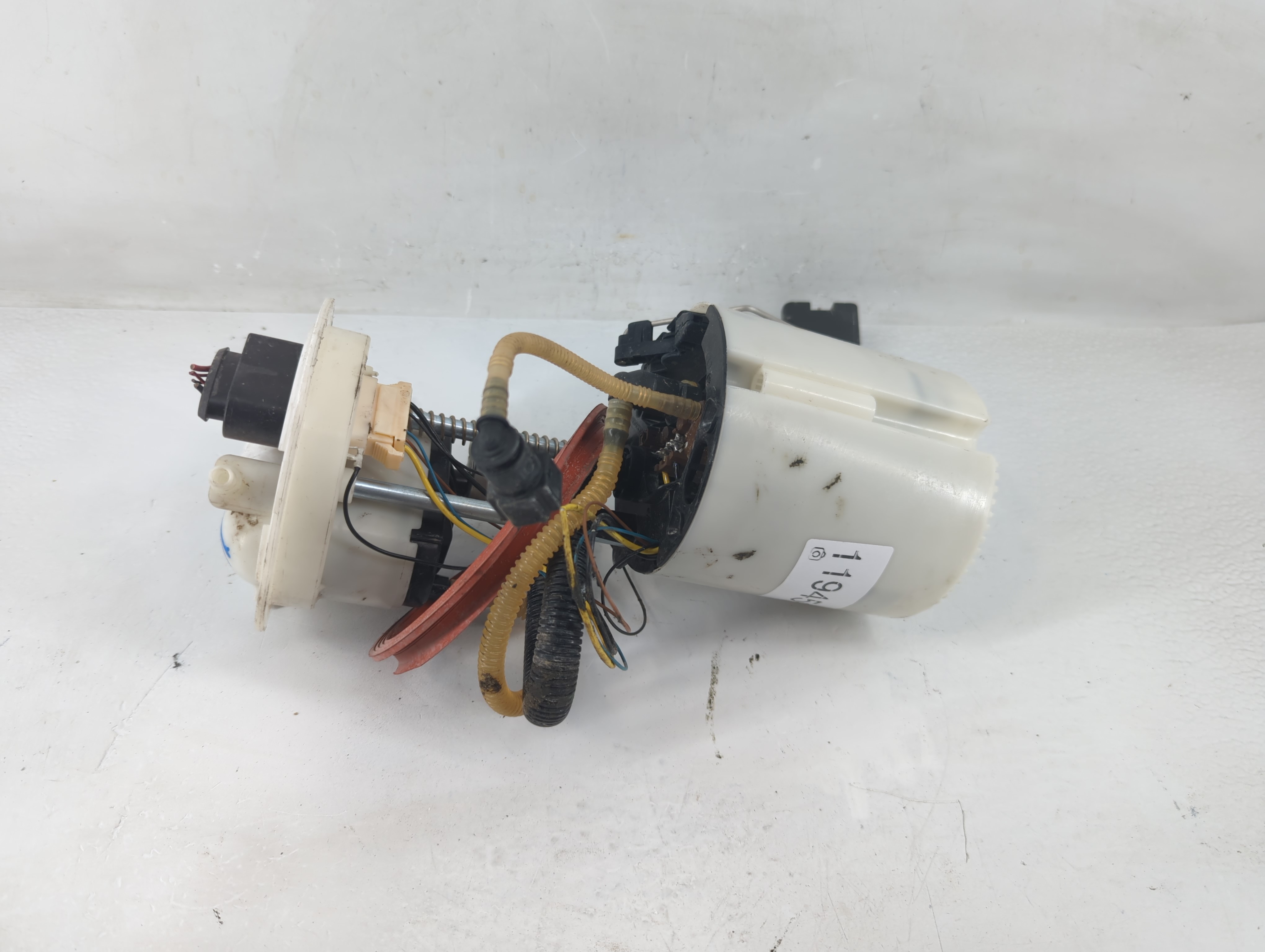 2009-2017 Volkswagen Cc Electrical Gas Fuel Pump Assembly 1194566 - Oemusedautoparts1.com