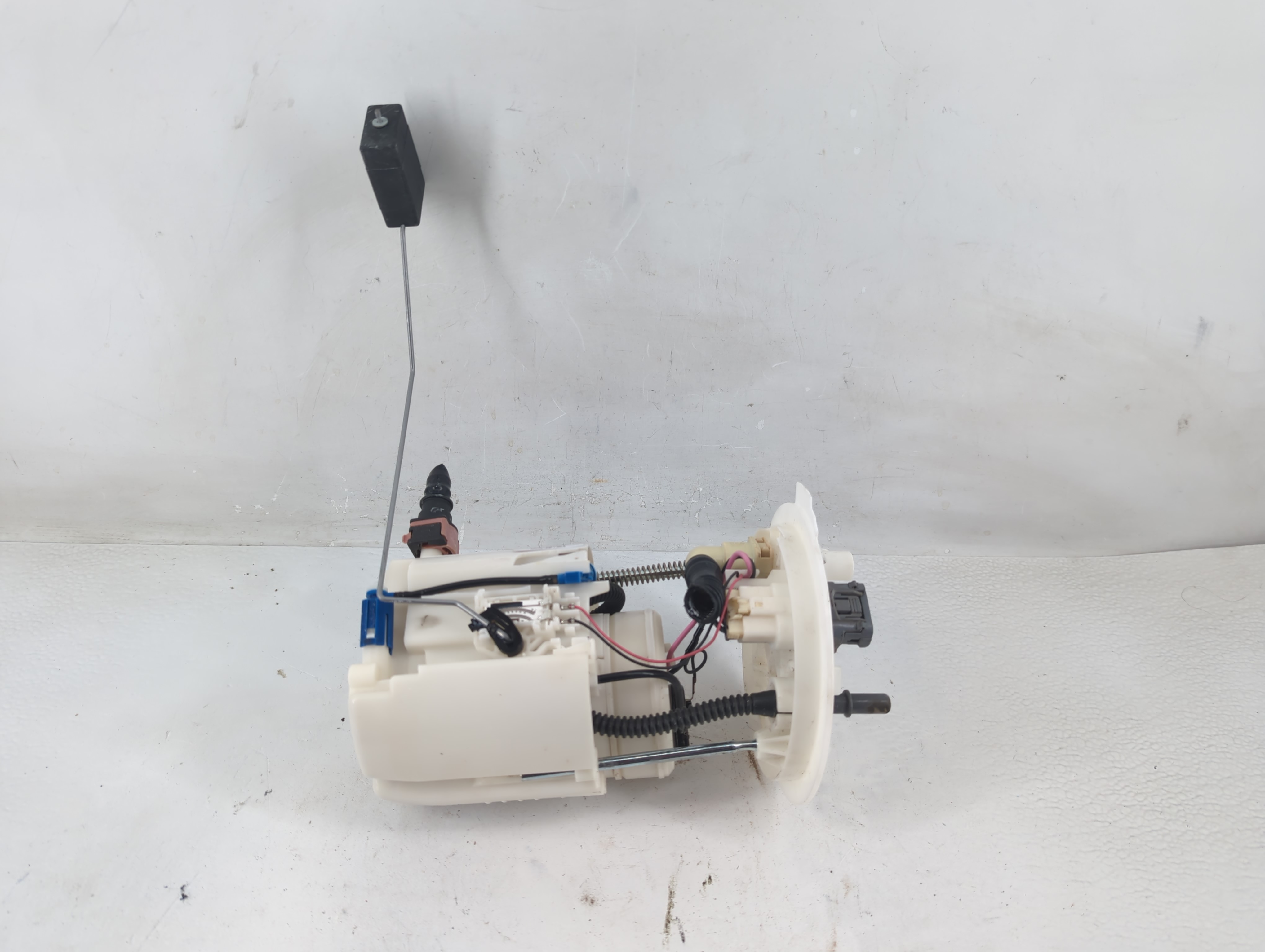 2013-2019 Ford Explorer Electrical Gas Fuel Pump Assembly 1194592 - Oemusedautoparts1.com