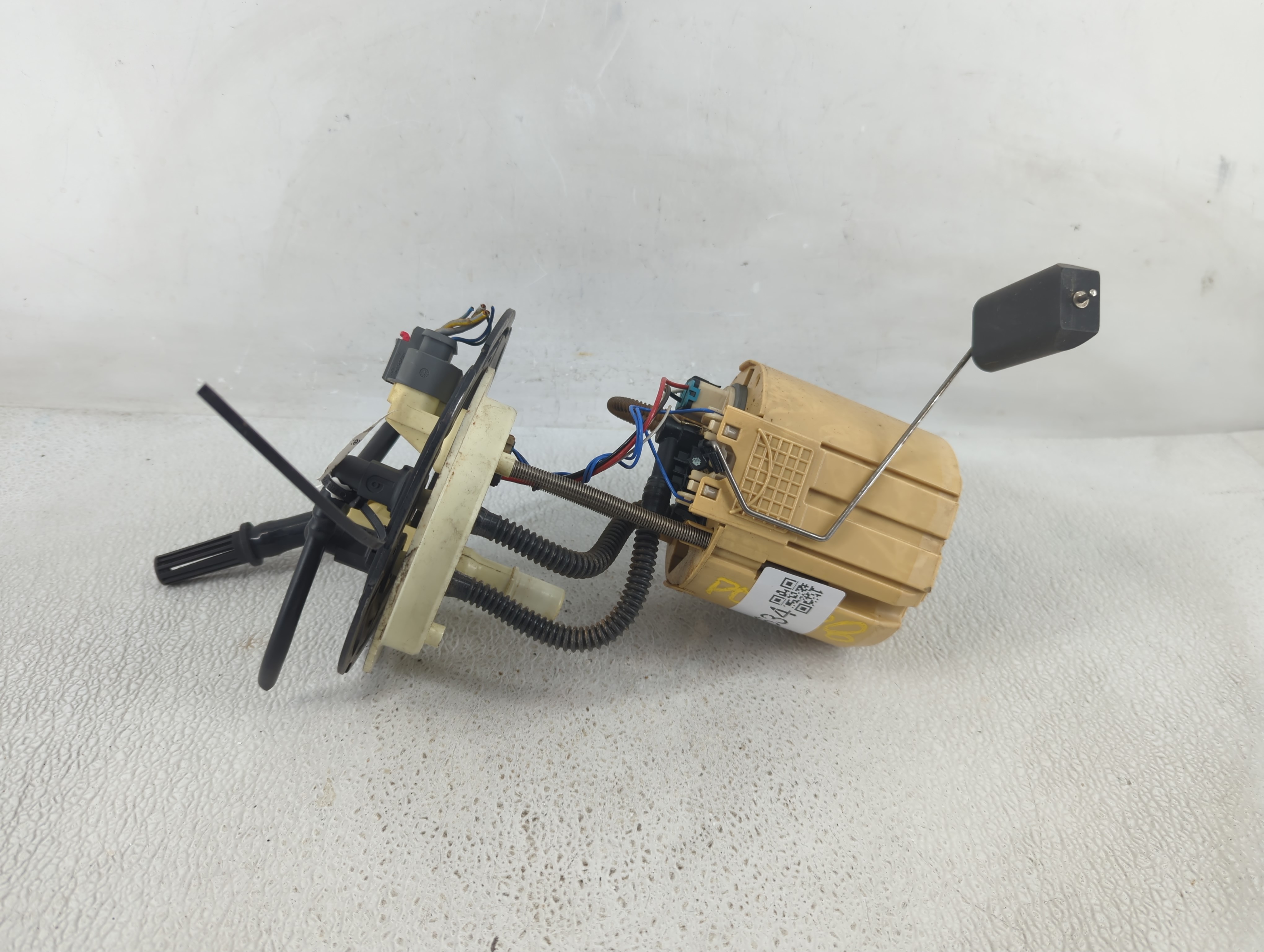 2017 Saturn Astra Electrical Gas Fuel Pump Assembly 1194634 - Oemusedautoparts1.com