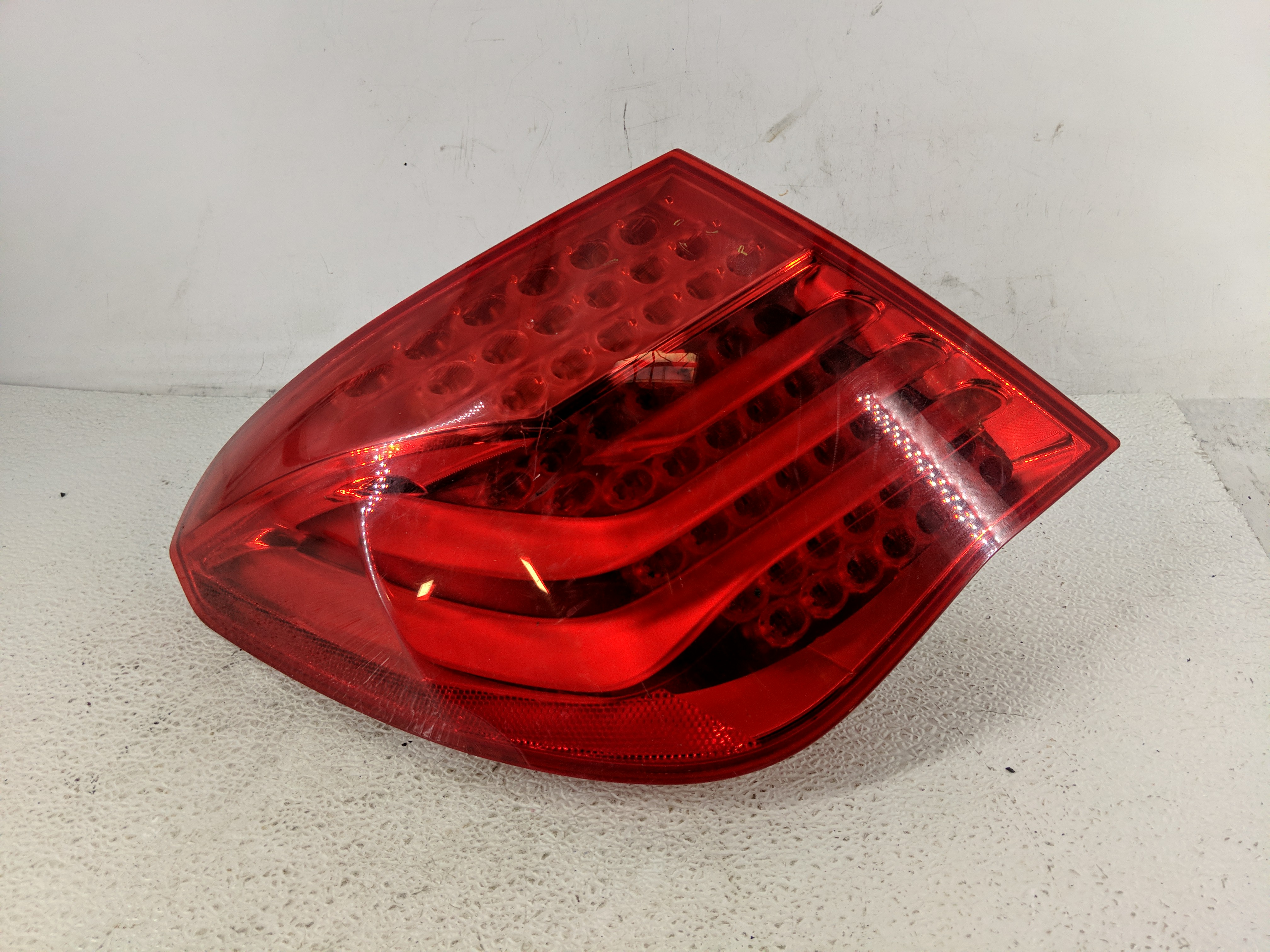2009-2012 Bmw 750i Driver Left Side Tail Light Taillight Oem 1194642 - Oemusedautoparts1.com