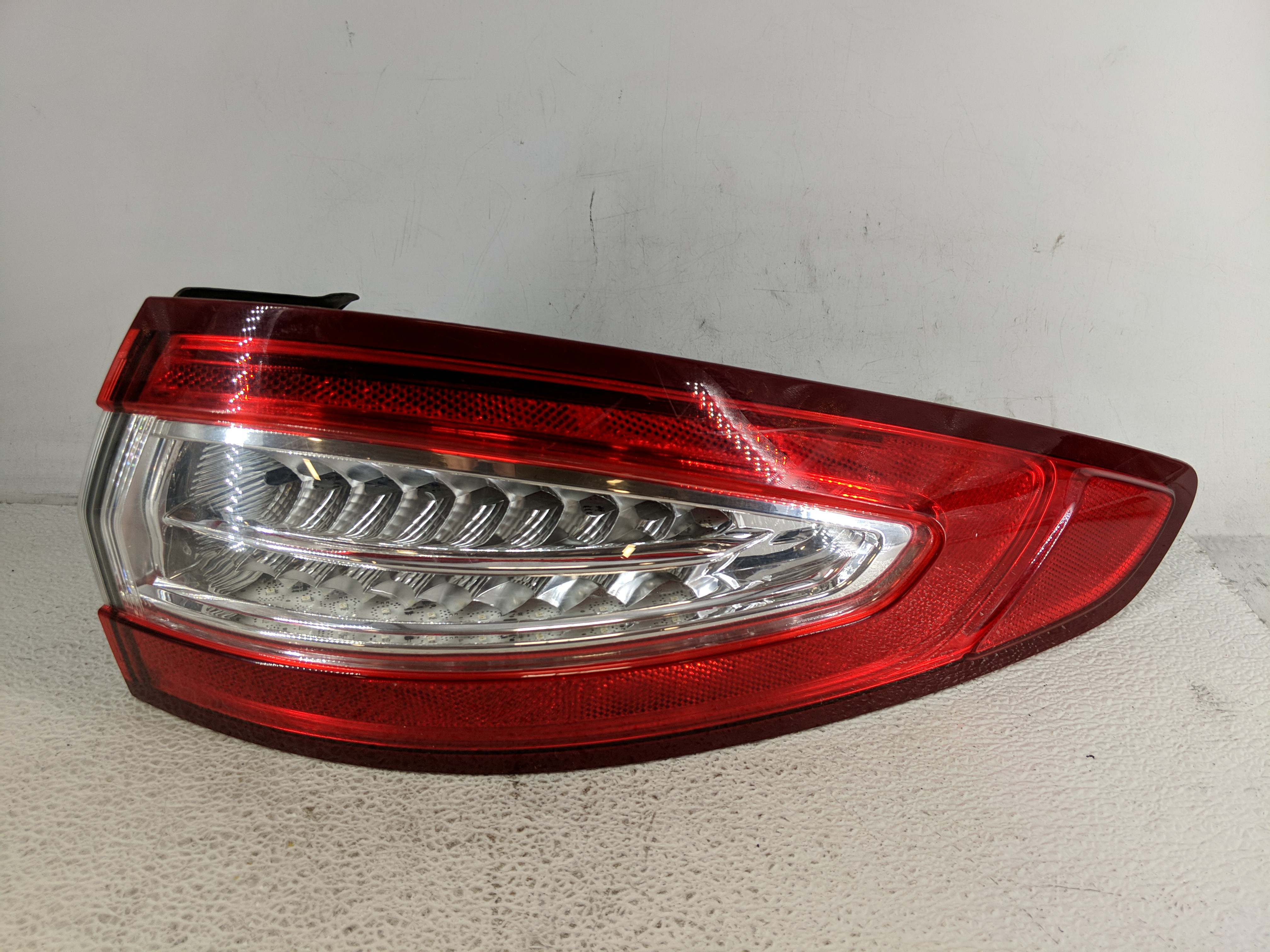 Picture of 2013-2016 Ford Fusion Passenger Right Side Tail Light Taillight Oem 1194651