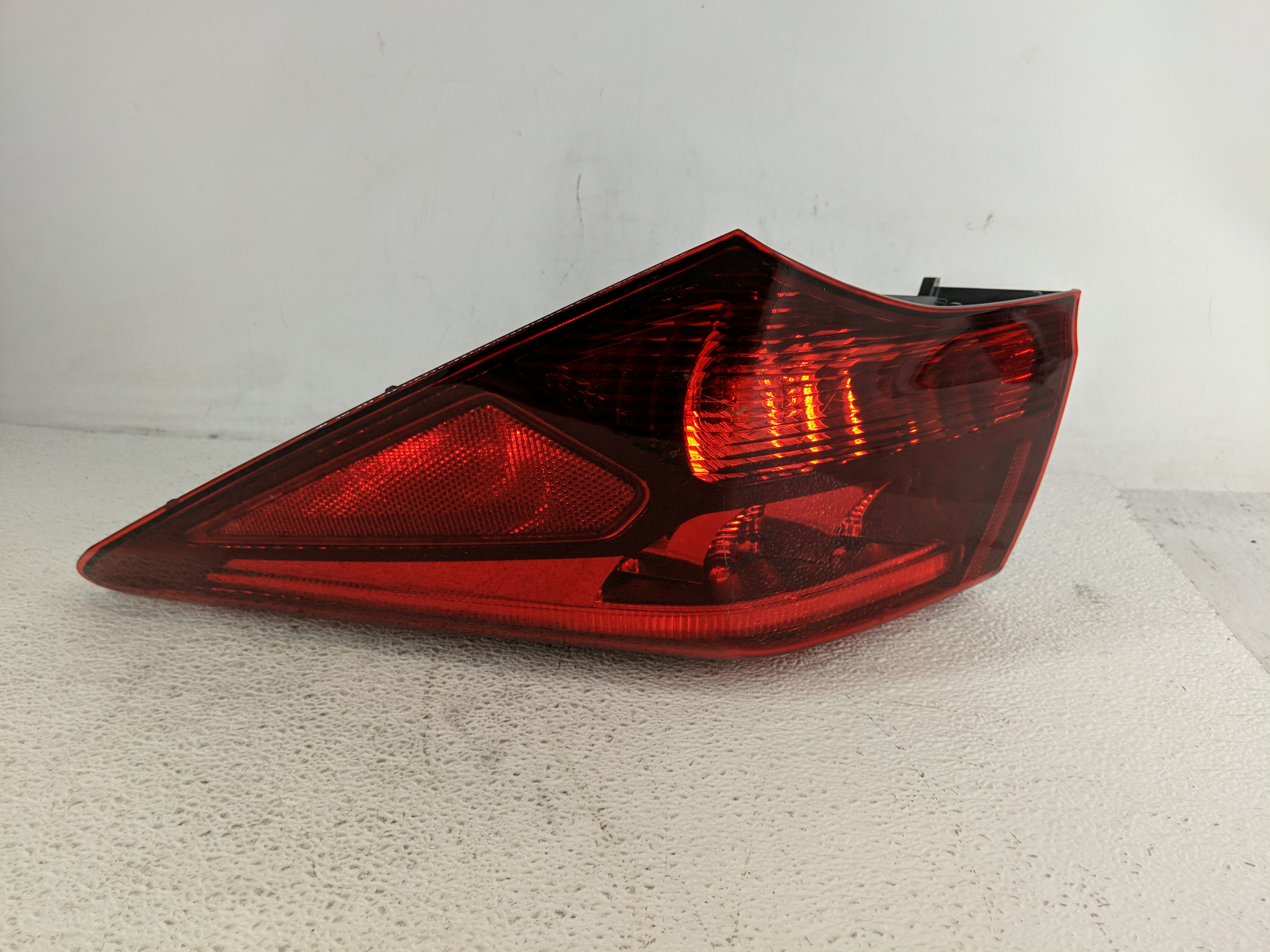 Picture of 2015-2018 Acura Tlx Passenger Right Side Tail Light Taillight Oem 1194659