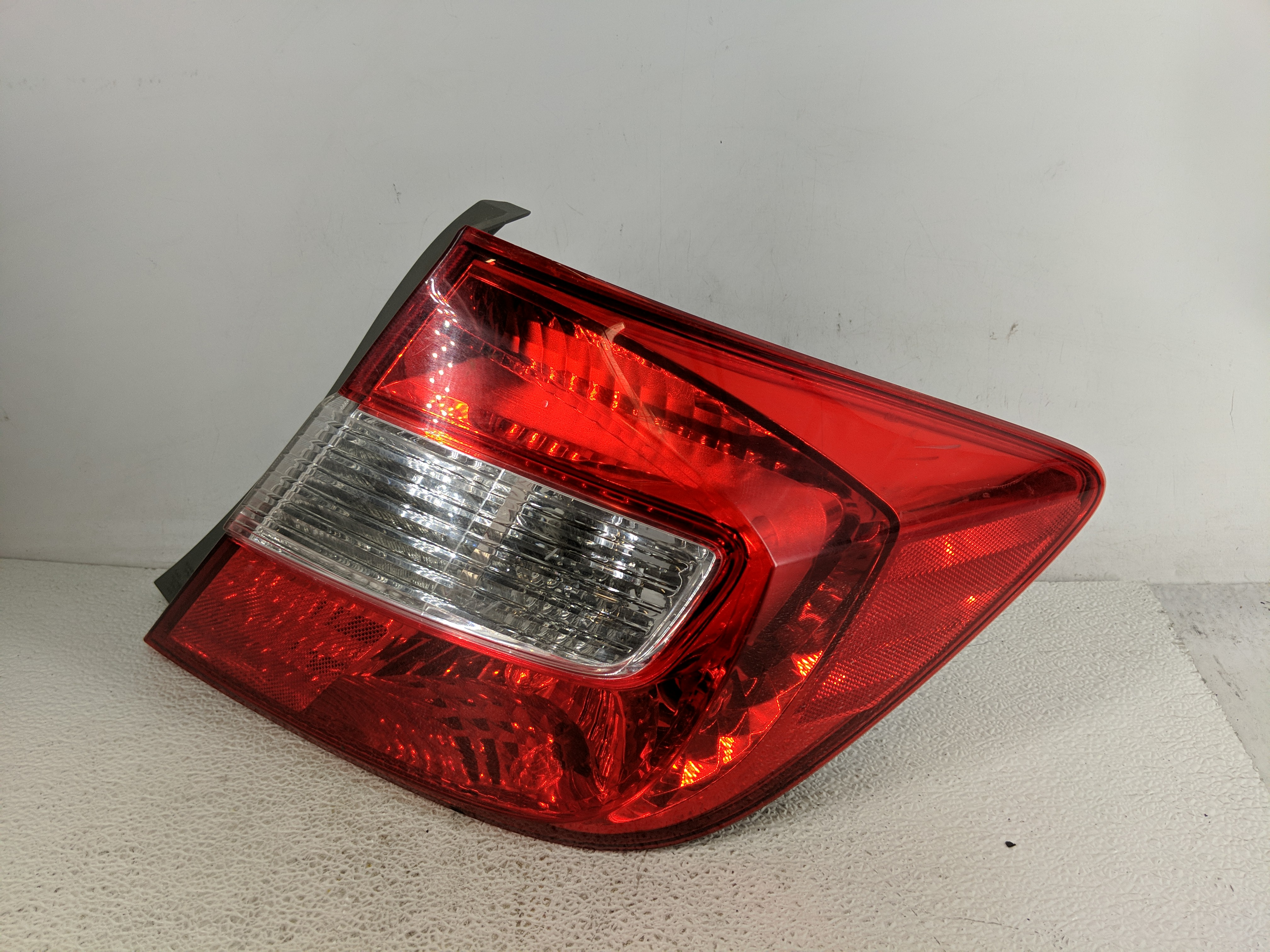 2012-2012 Honda Civic Passenger Right Side Tail Light Taillight Oem 1194677 - Oemusedautoparts1.com