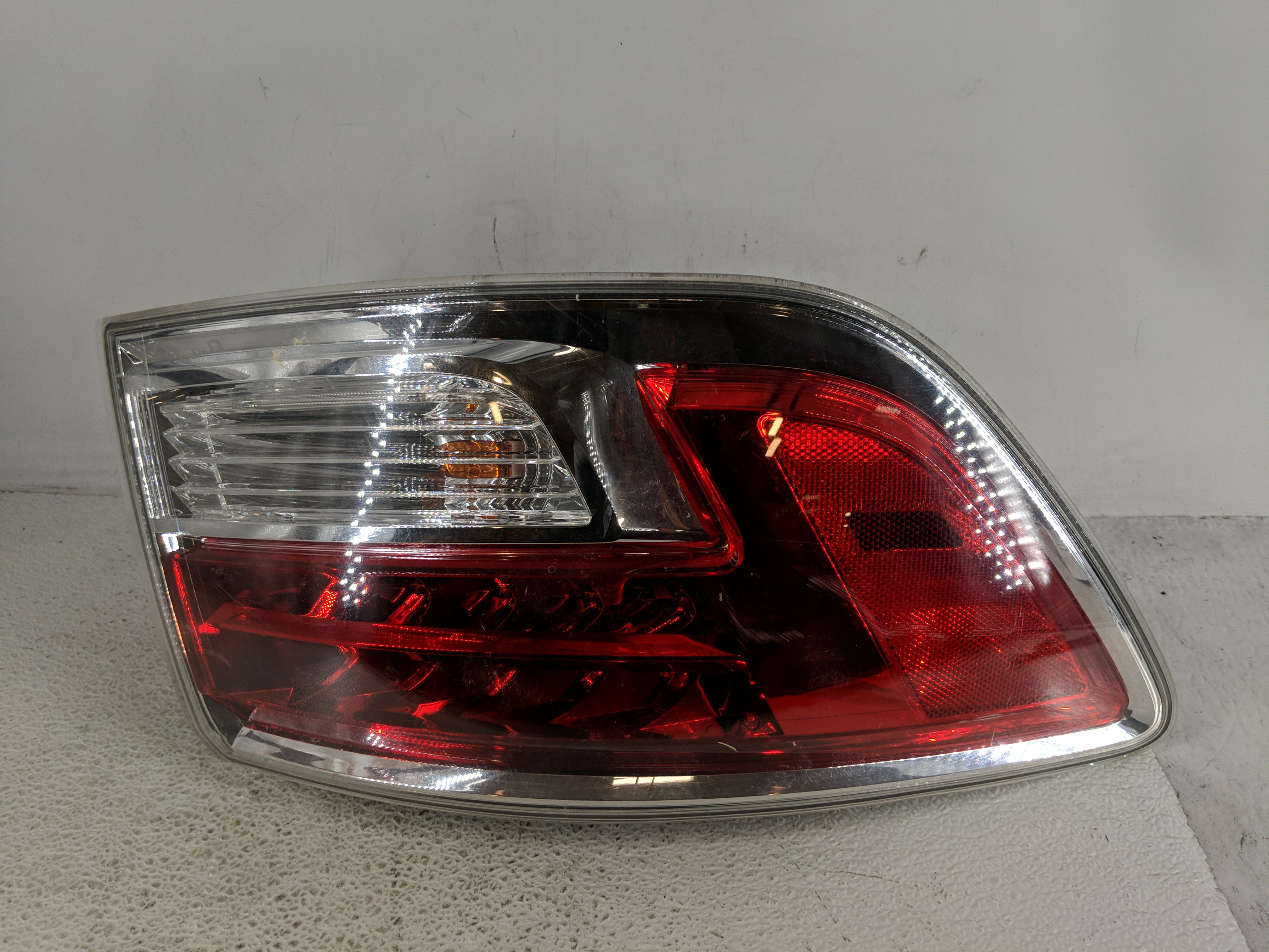 2007-2009 Mazda Cx-9 Driver Left Side Tail Light Taillight Oem 1194679 - Oemusedautoparts1.com