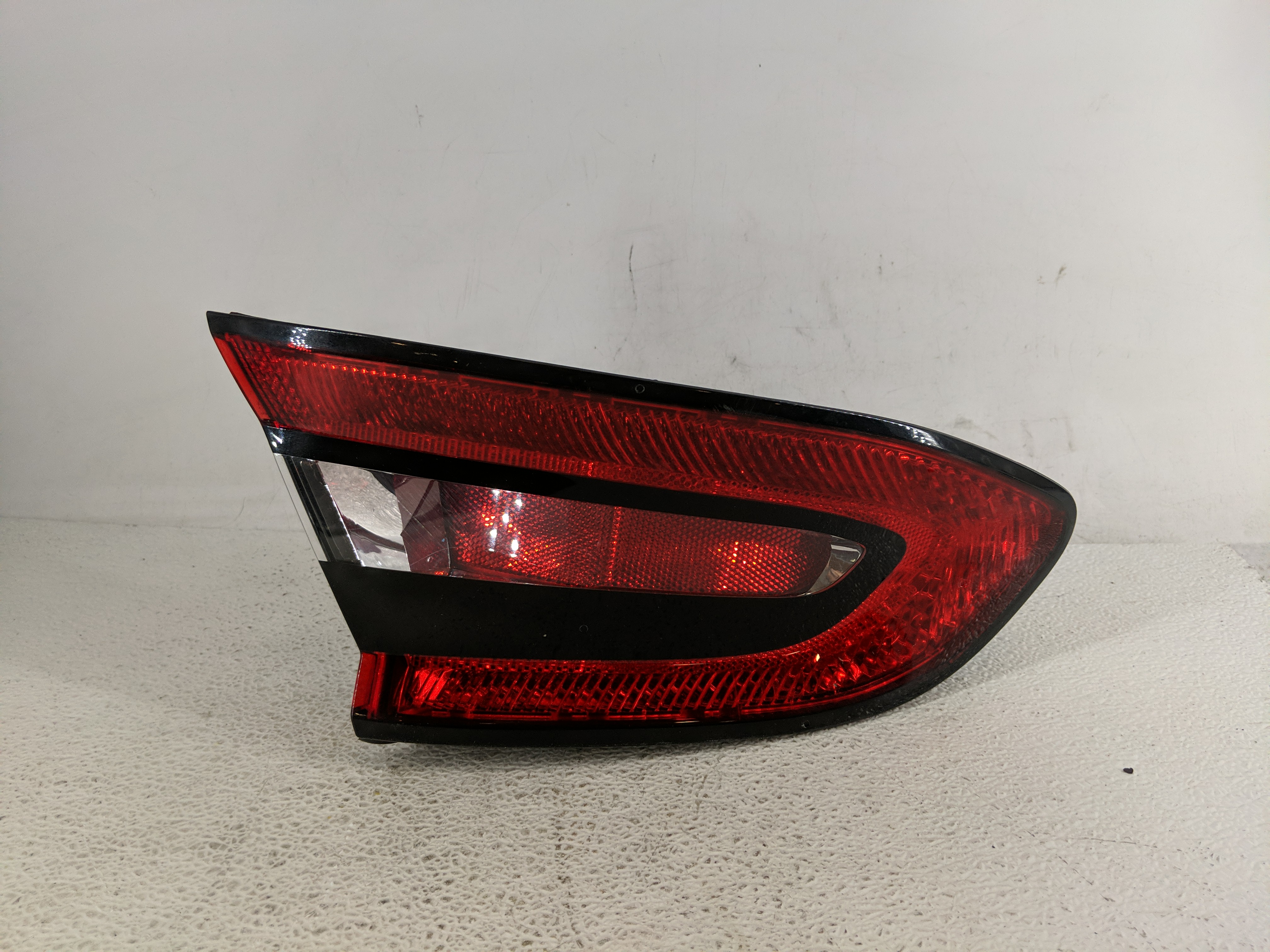 Picture of 2013-2016 Dodge Dart Driver Left Side Tail Light Taillight Oem 1194706