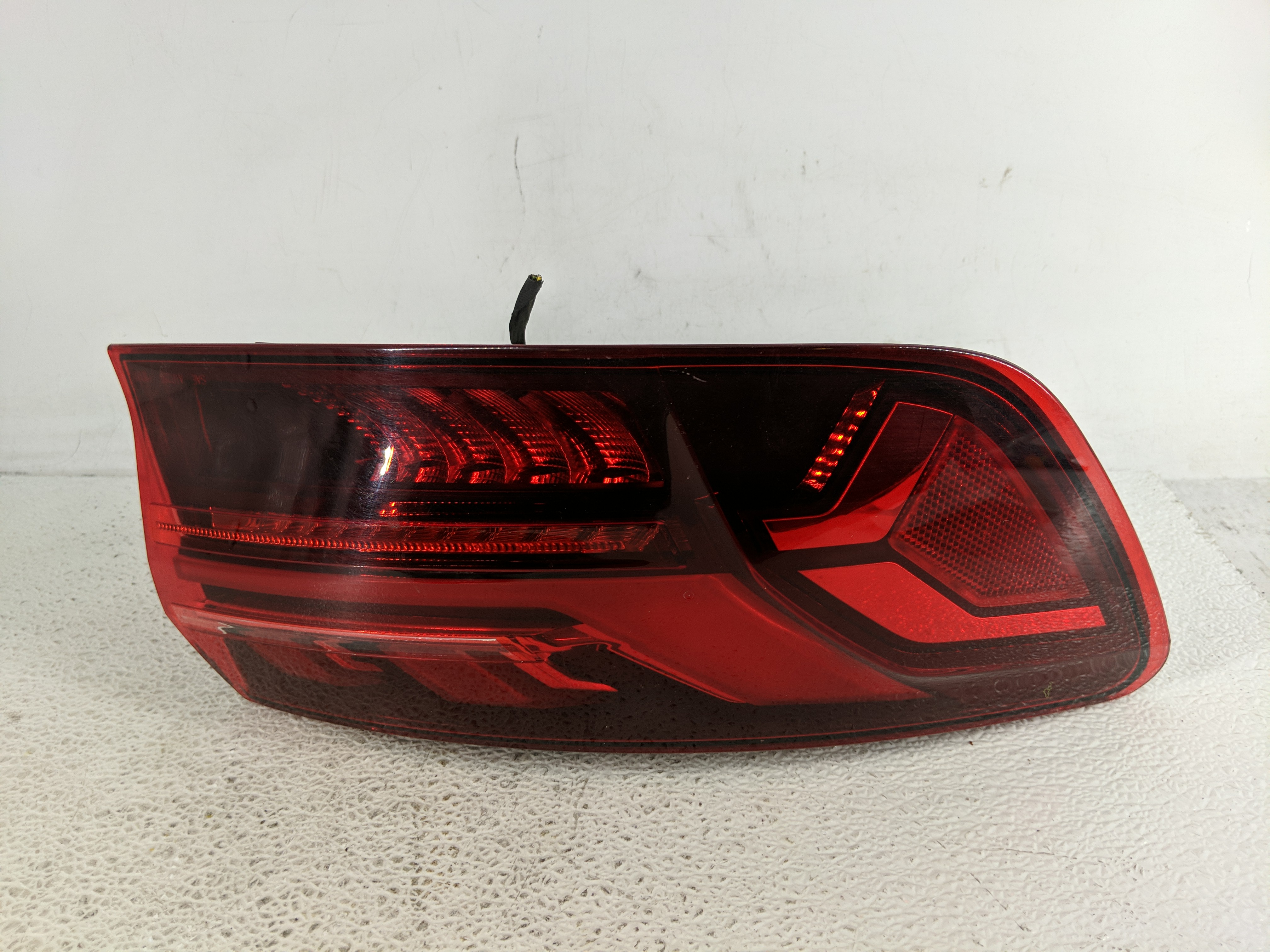 2024 Audi A4 Driver Left Side Tail Light Taillight Oem 1194712 - Oemusedautoparts1.com