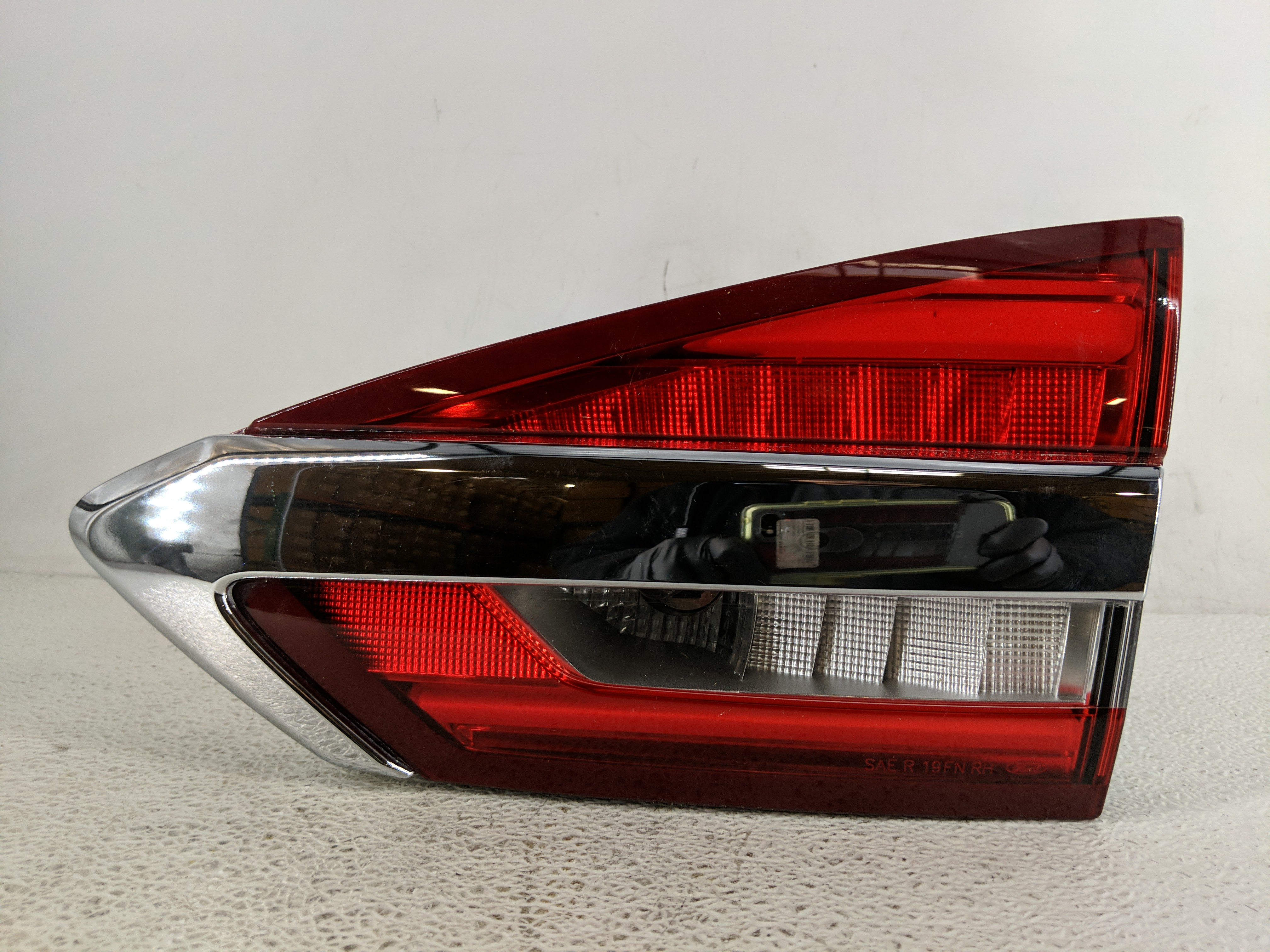 Picture of 2019-2020 Ford Fusion Passenger Right Side Tail Light Taillight Oem 1194726