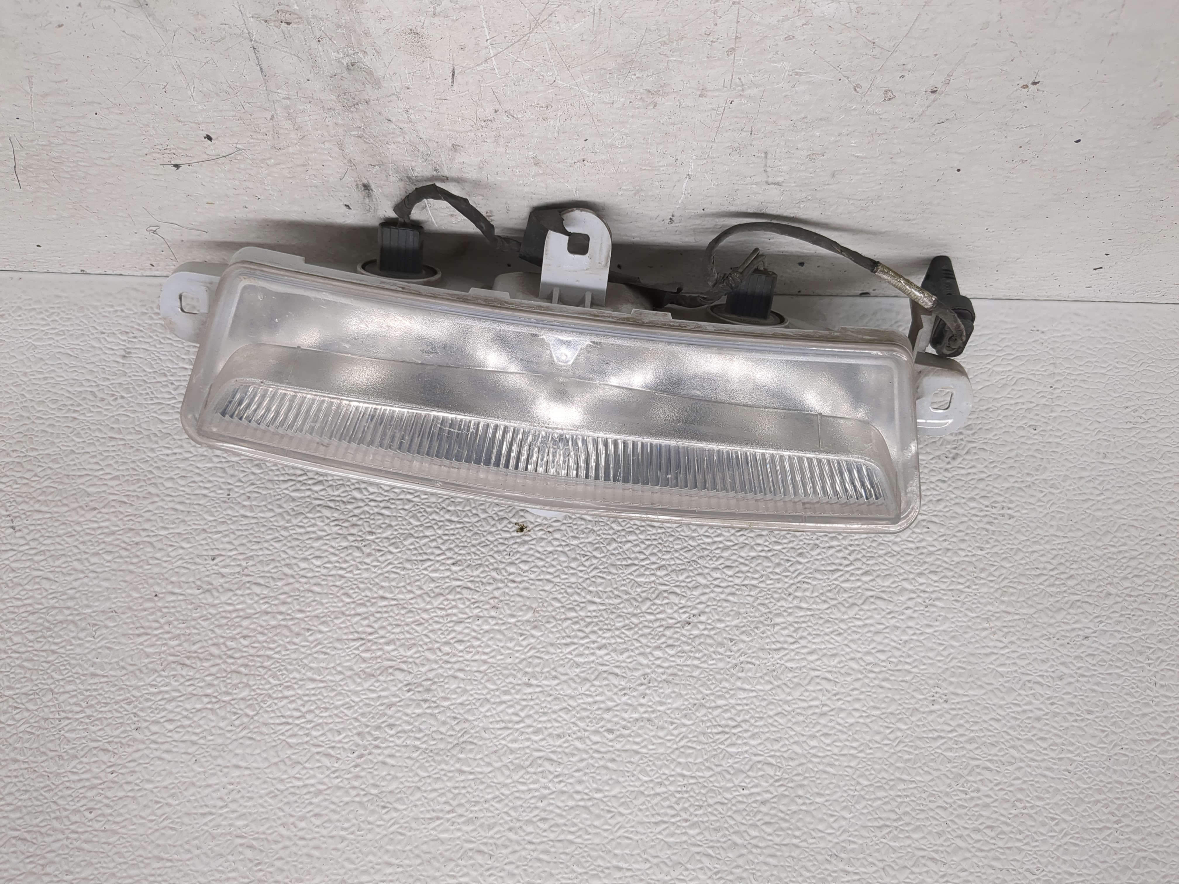 2013-2019 Cadillac Ats Driver Left Oem Front Light Lamp 1194729 - Oemusedautoparts1.com