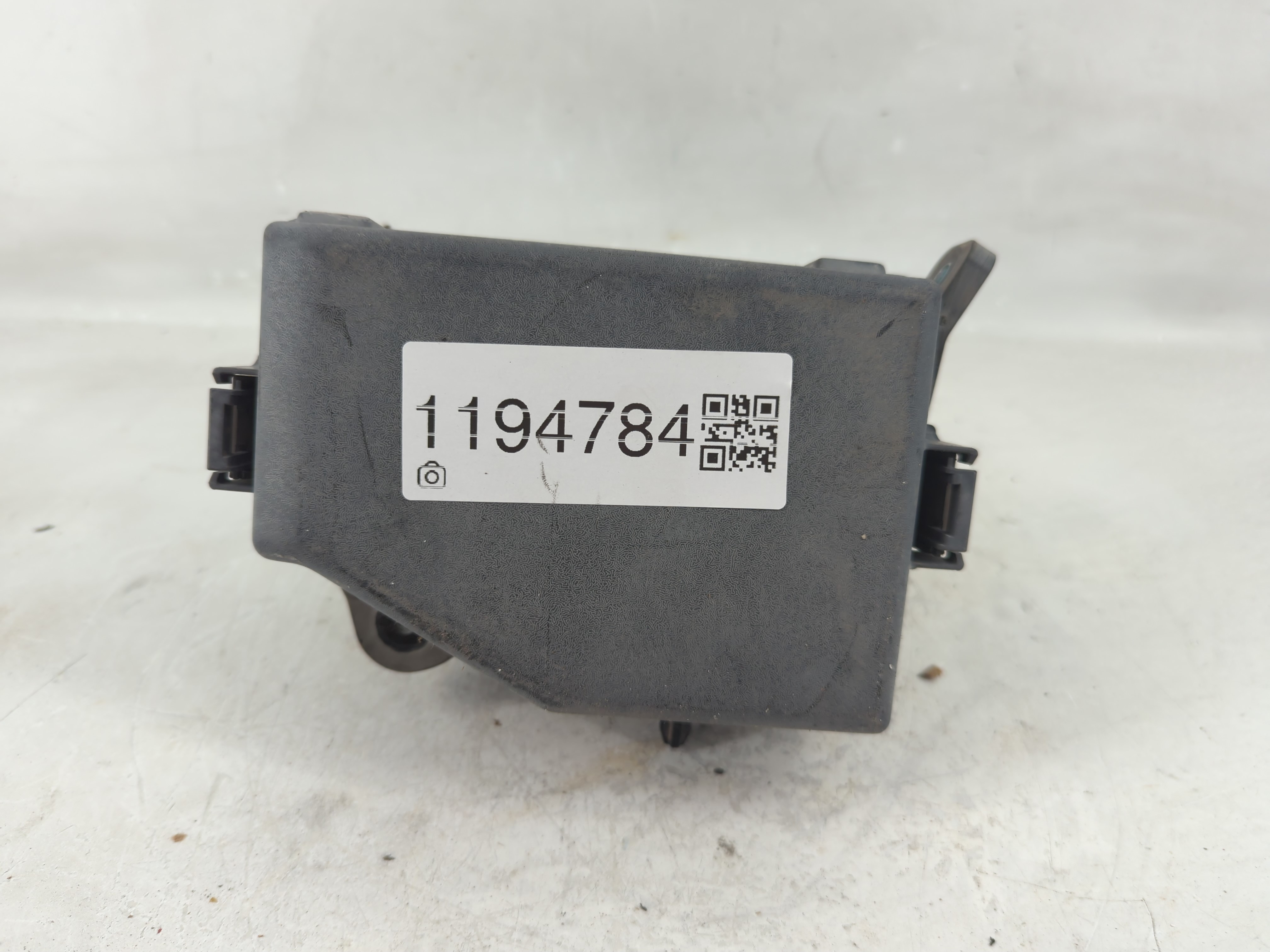 2015-2017 Hyundai Accent Fusebox Fuse Box Relay Module 914201r520 1194784 - Oemusedautoparts1.com