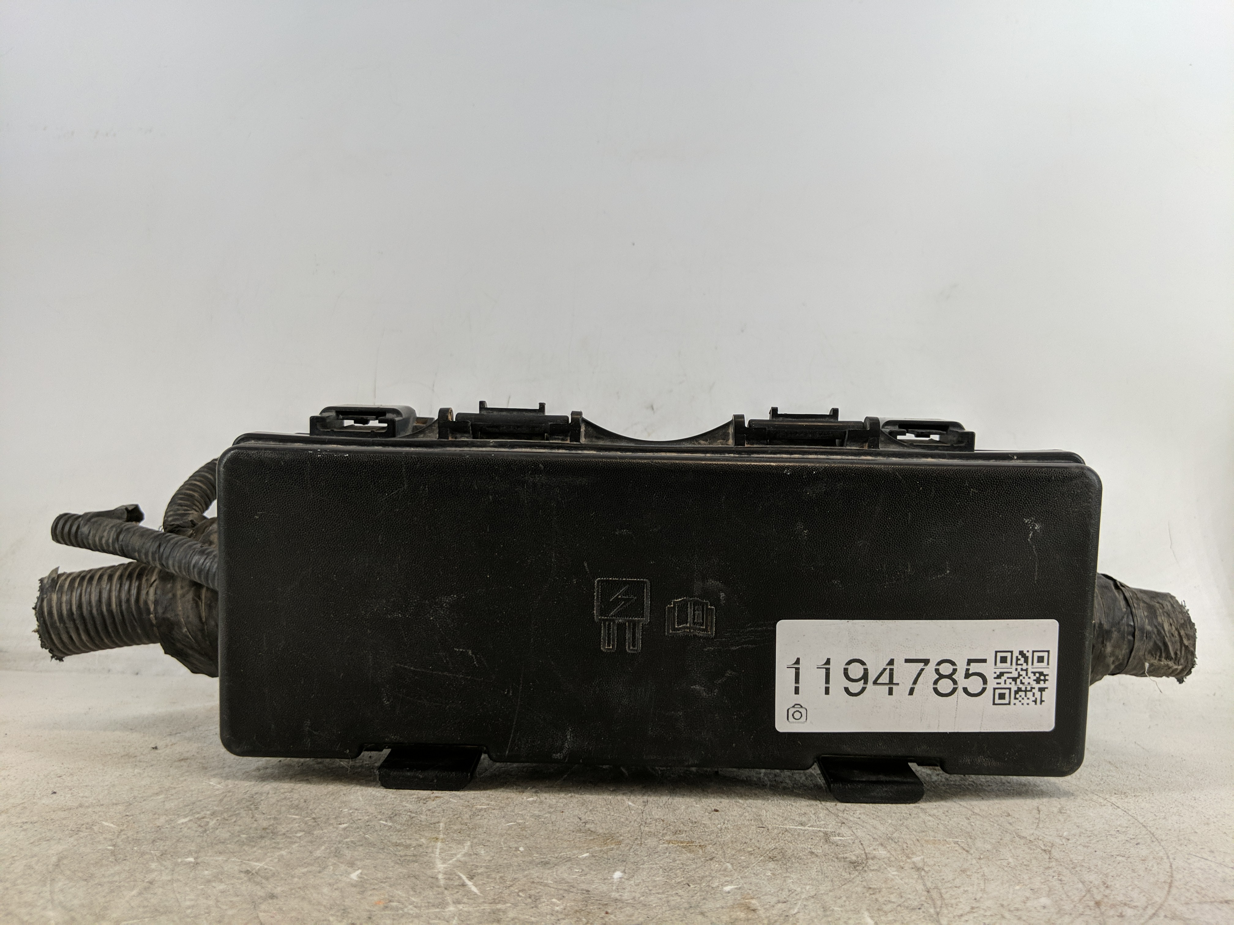 2009-2014 Ford Expedition Fusebox Fuse Box Relay Module 9l1t-14a003-ba 1194785 - Oemusedautoparts1.com