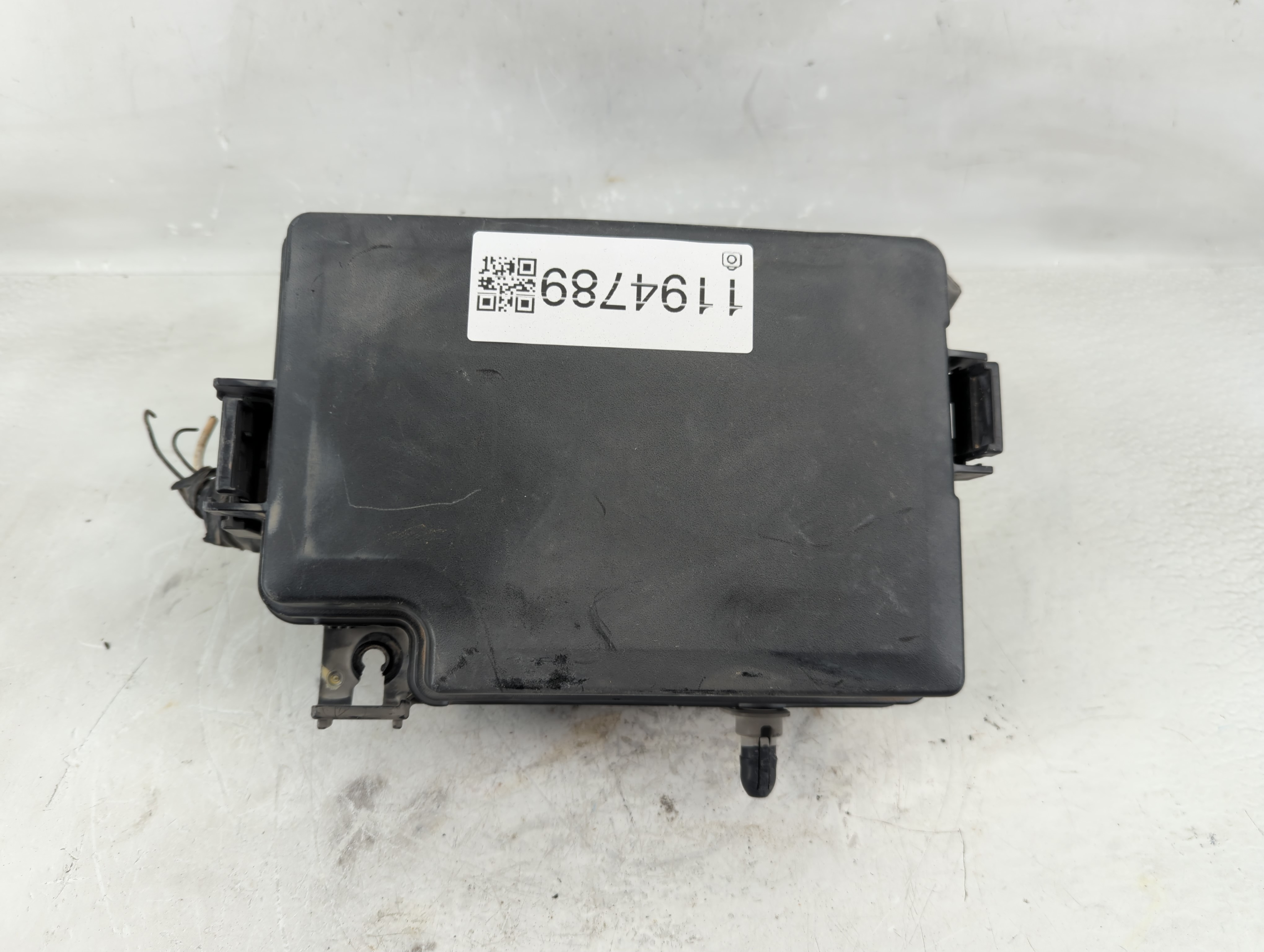 2018-2018 Hyundai Elantra Fusebox Fuse Box Relay Module 1701171381 1194789 - Oemusedautoparts1.com