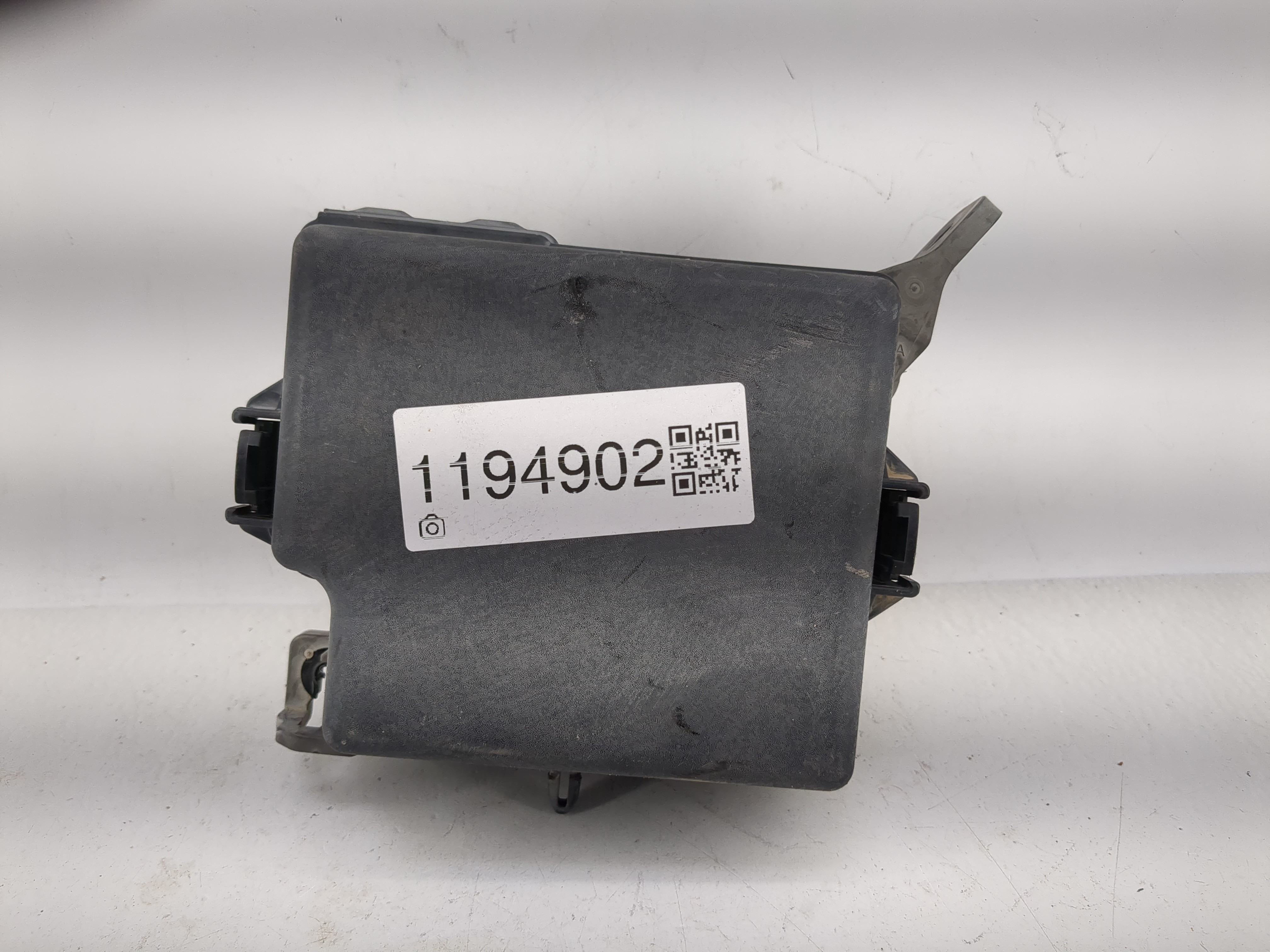 2015-2015 Kia Soul Fusebox Fuse Box Relay Module 91415b2160 1194902 - Oemusedautoparts1.com