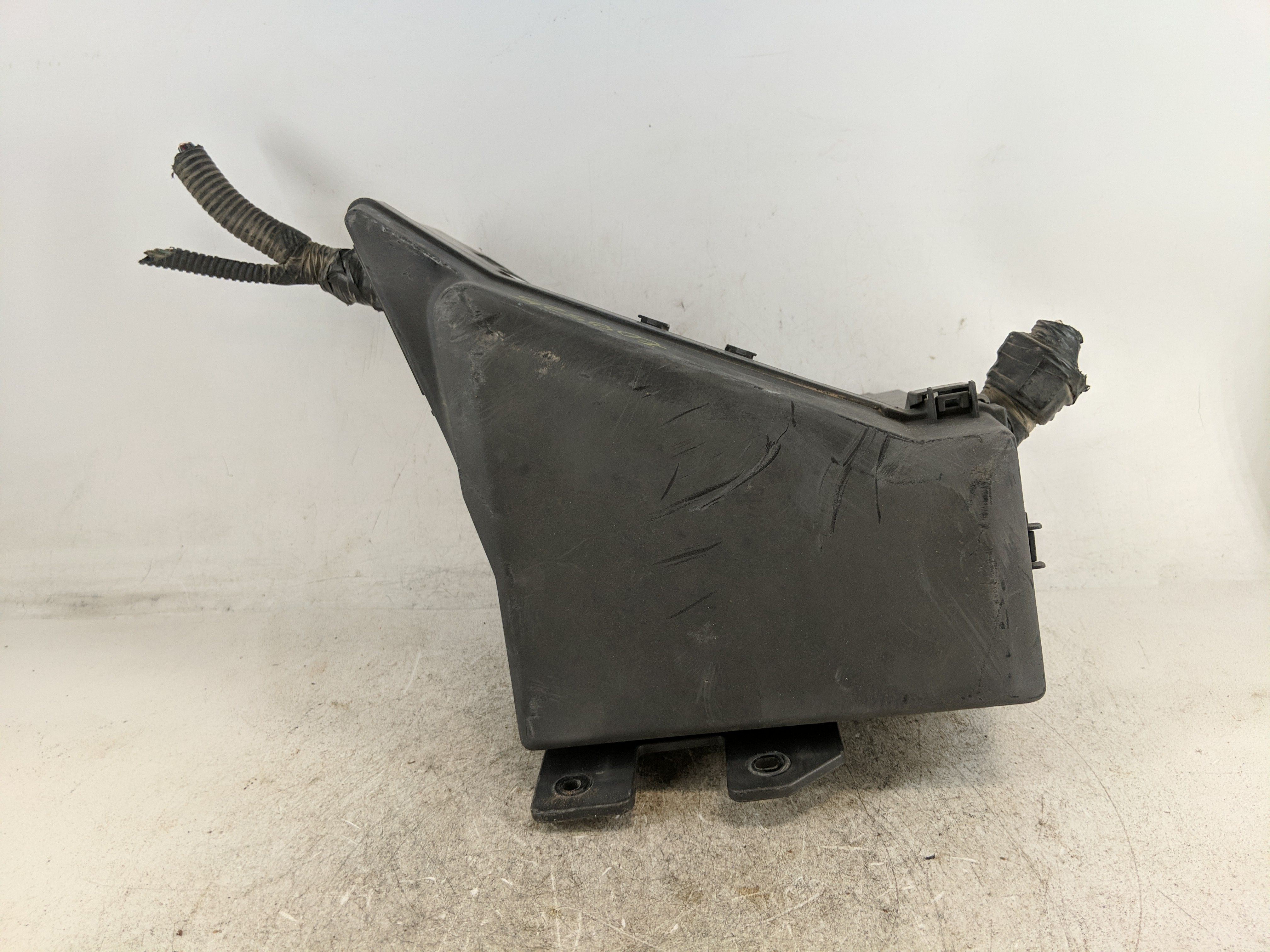 2010-2014 Subaru Legacy Fusebox Fuse Box Relay Module 1194922 - Oemusedautoparts1.com