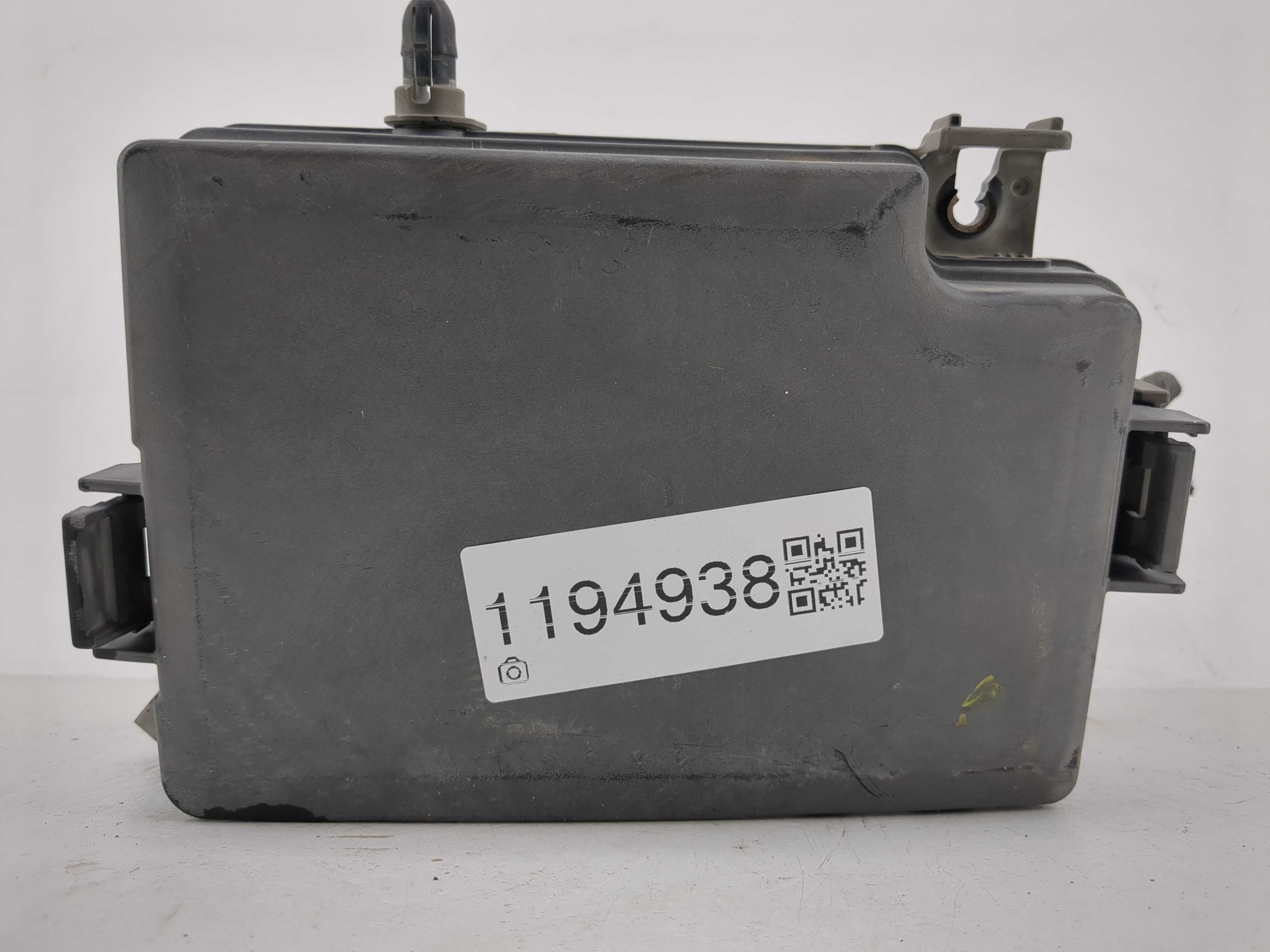 2018-2021 Hyundai Kona Fusebox Fuse Box Relay Module 1194938 - Oemusedautoparts1.com