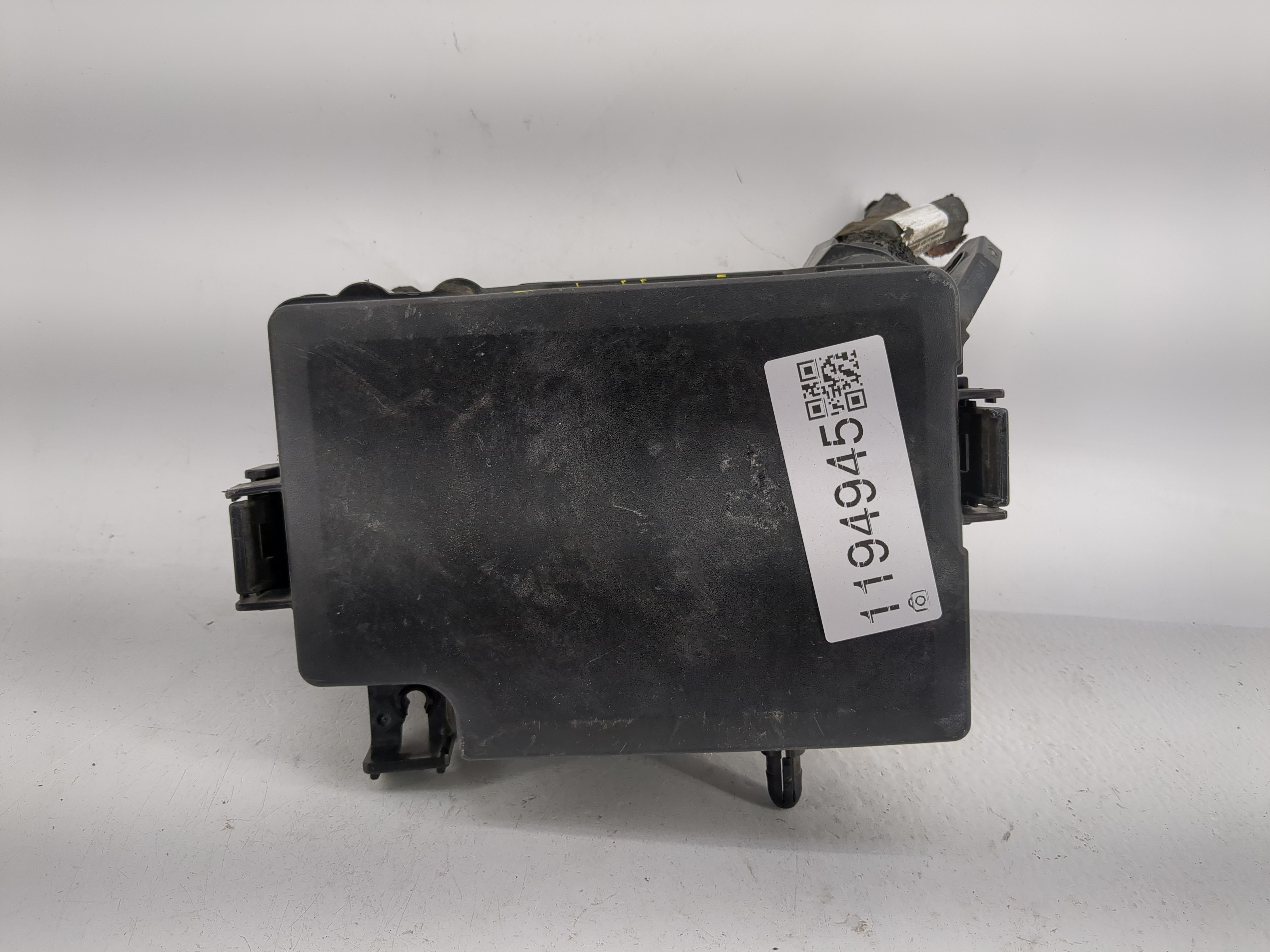 Picture of 2018-2018 Hyundai Elantra Fusebox Fuse Box Relay Module 1194945