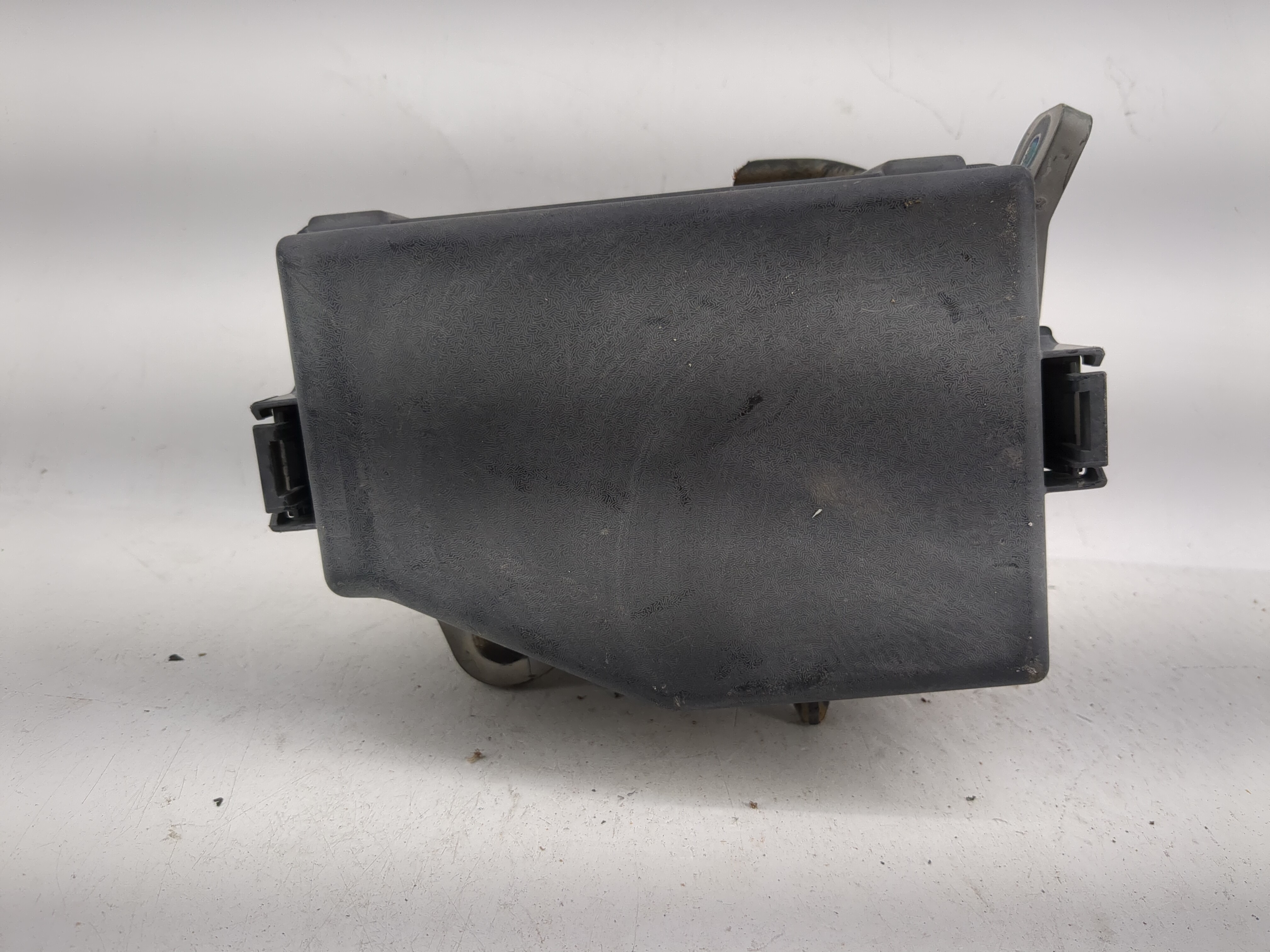 2015-2017 Hyundai Accent Fusebox Fuse Box Relay Module 91420-1r520 1194957 - Oemusedautoparts1.com