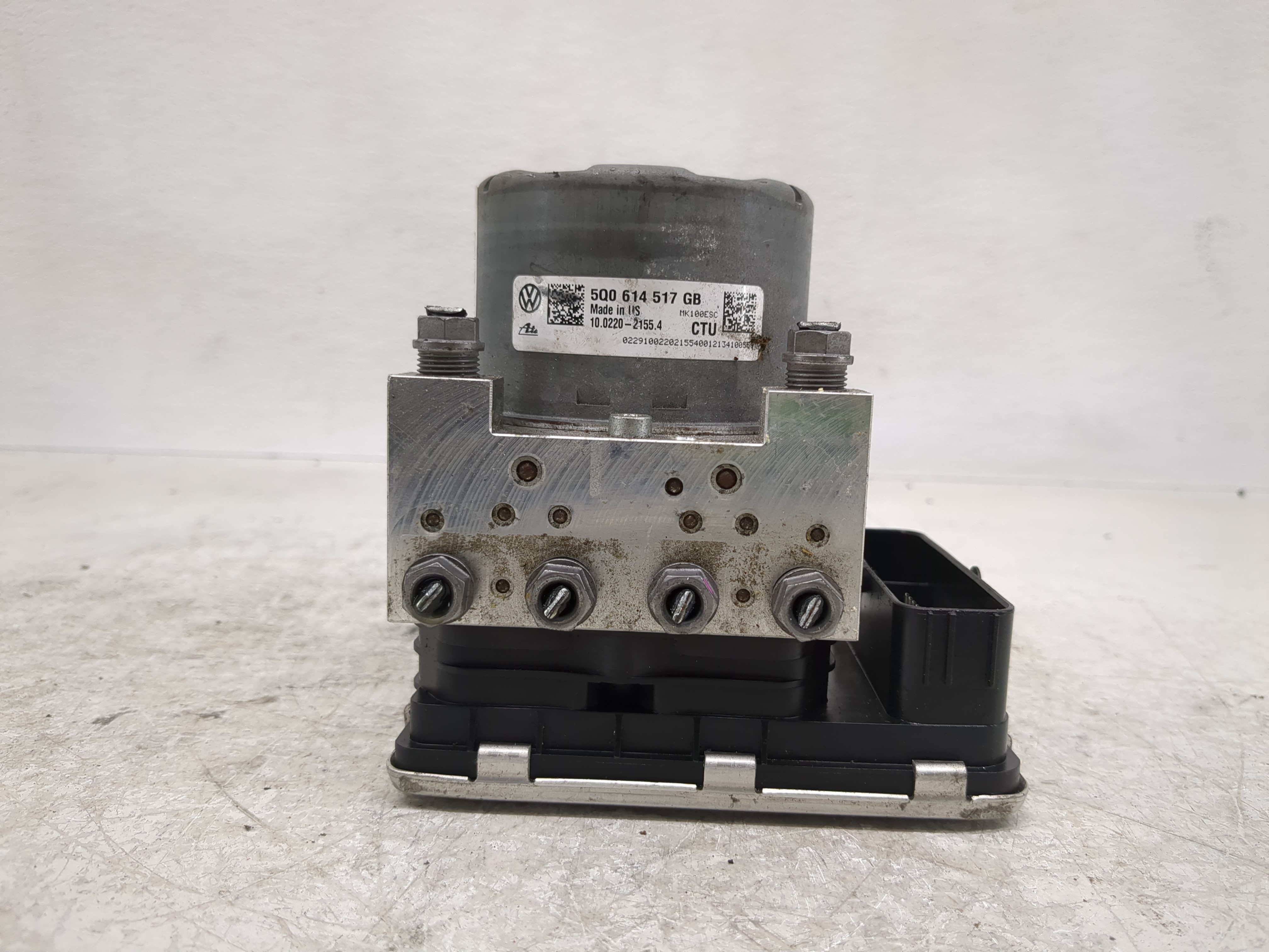 2021-2022 Volkswagen Tiguan Abs Pump Control Module 1195005 - Oemusedautoparts1.com