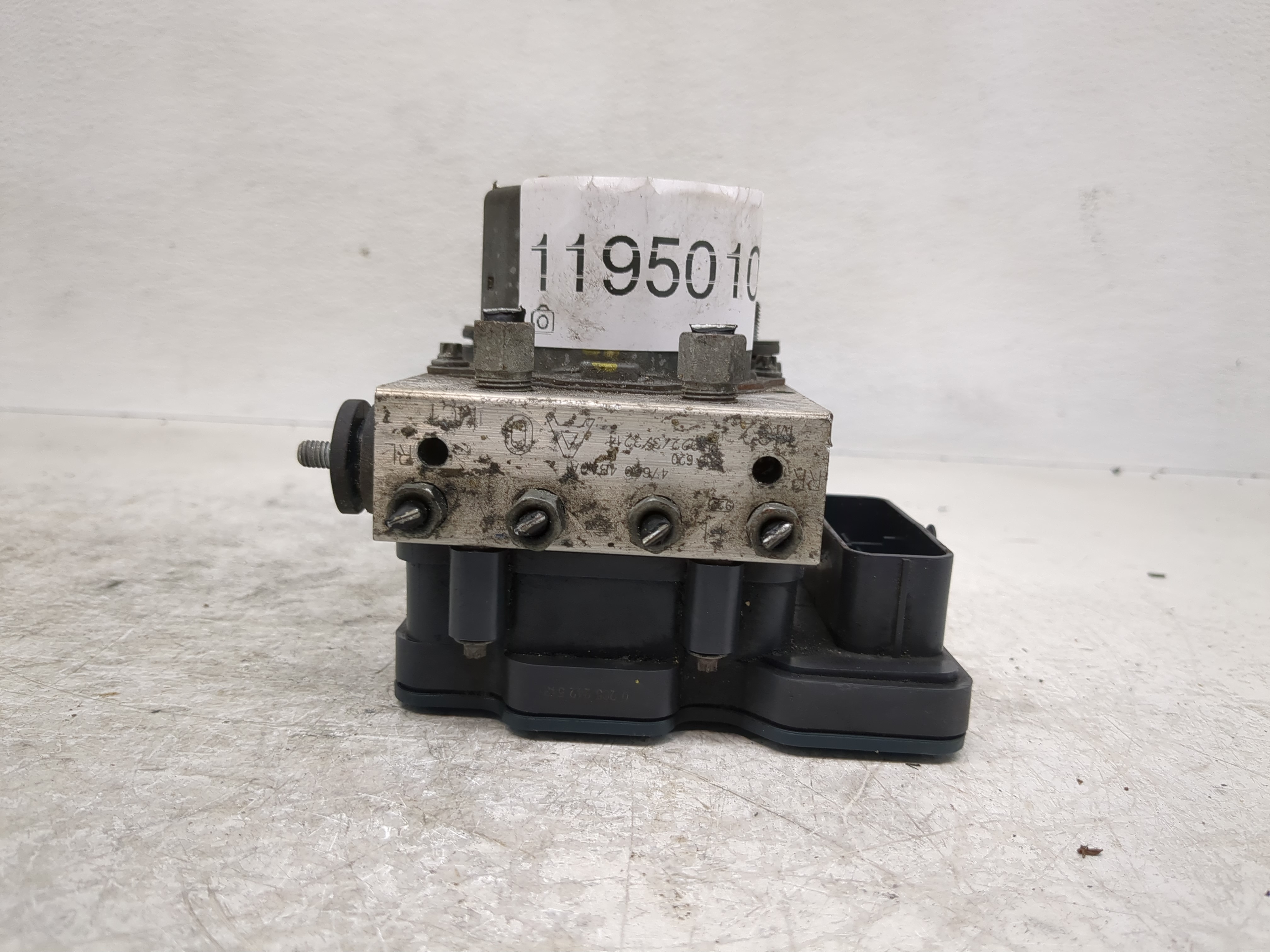 2014-2015 Nissan Rogue Abs Pump Control Module 1195010 - Oemusedautoparts1.com