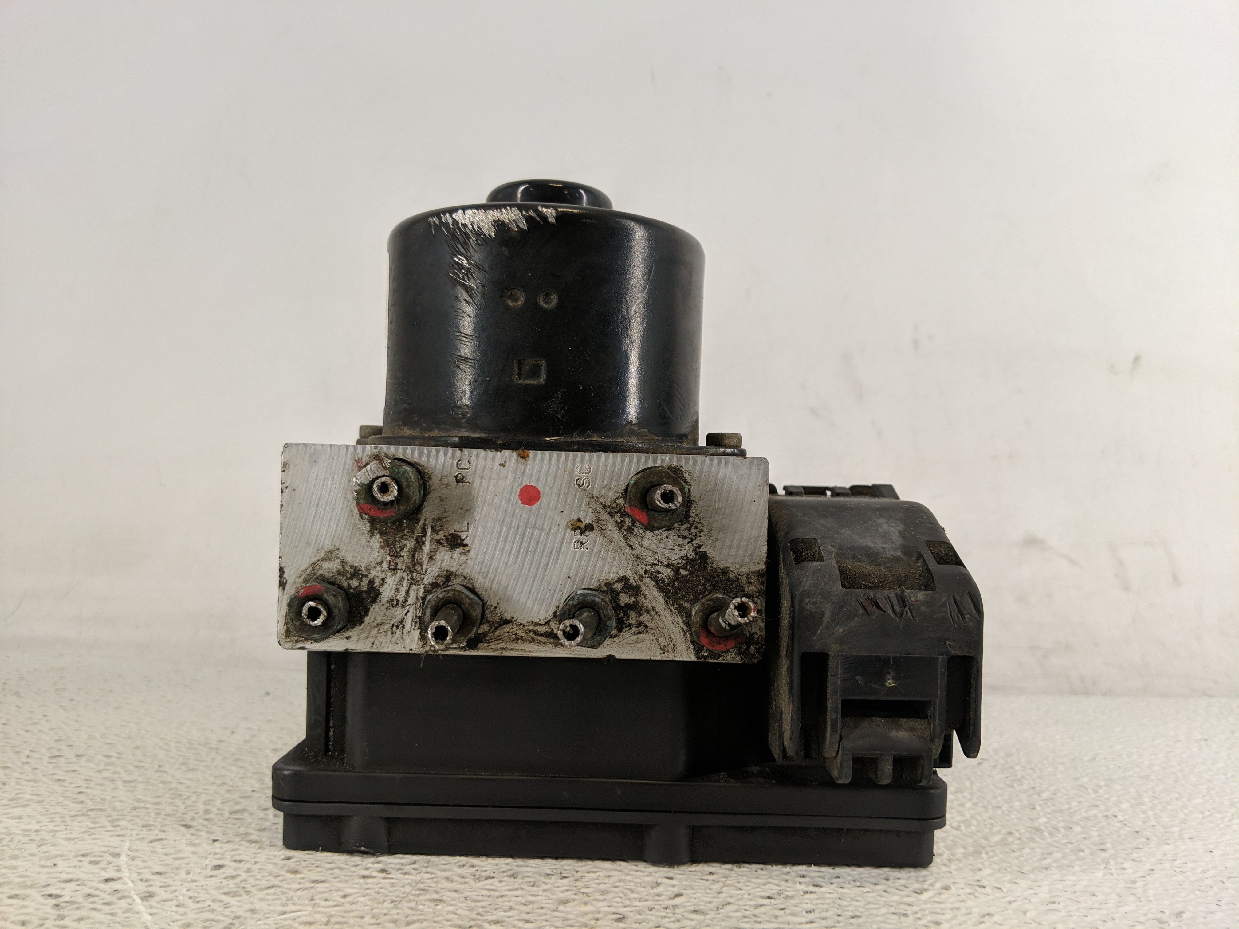 2007-2008 Mercedes-benz Ml320 Abs Pump Control Module 1195047 - Oemusedautoparts1.com