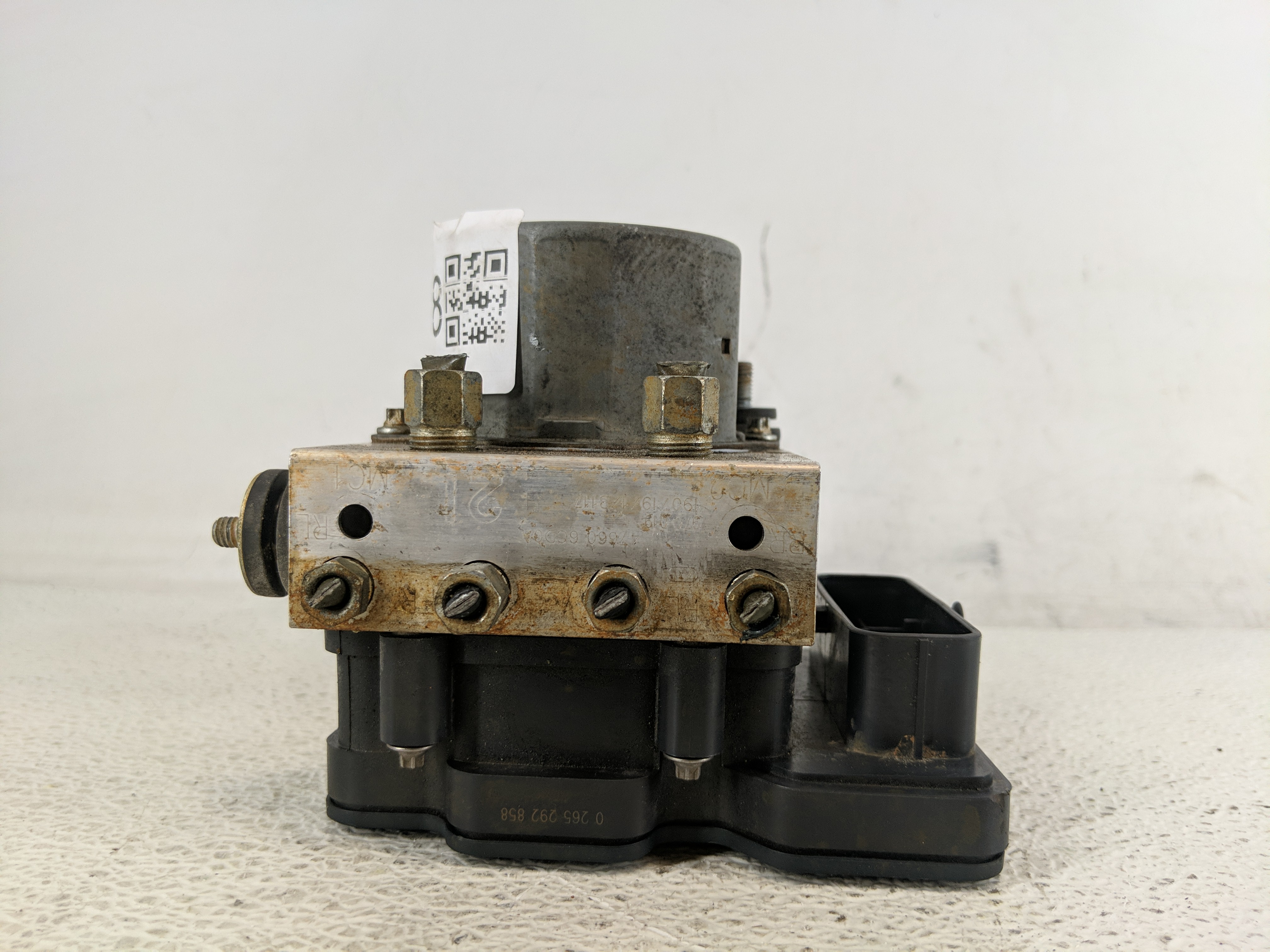 2019-2020 Nissan Altima Abs Pump Control Module 1195048 - Oemusedautoparts1.com