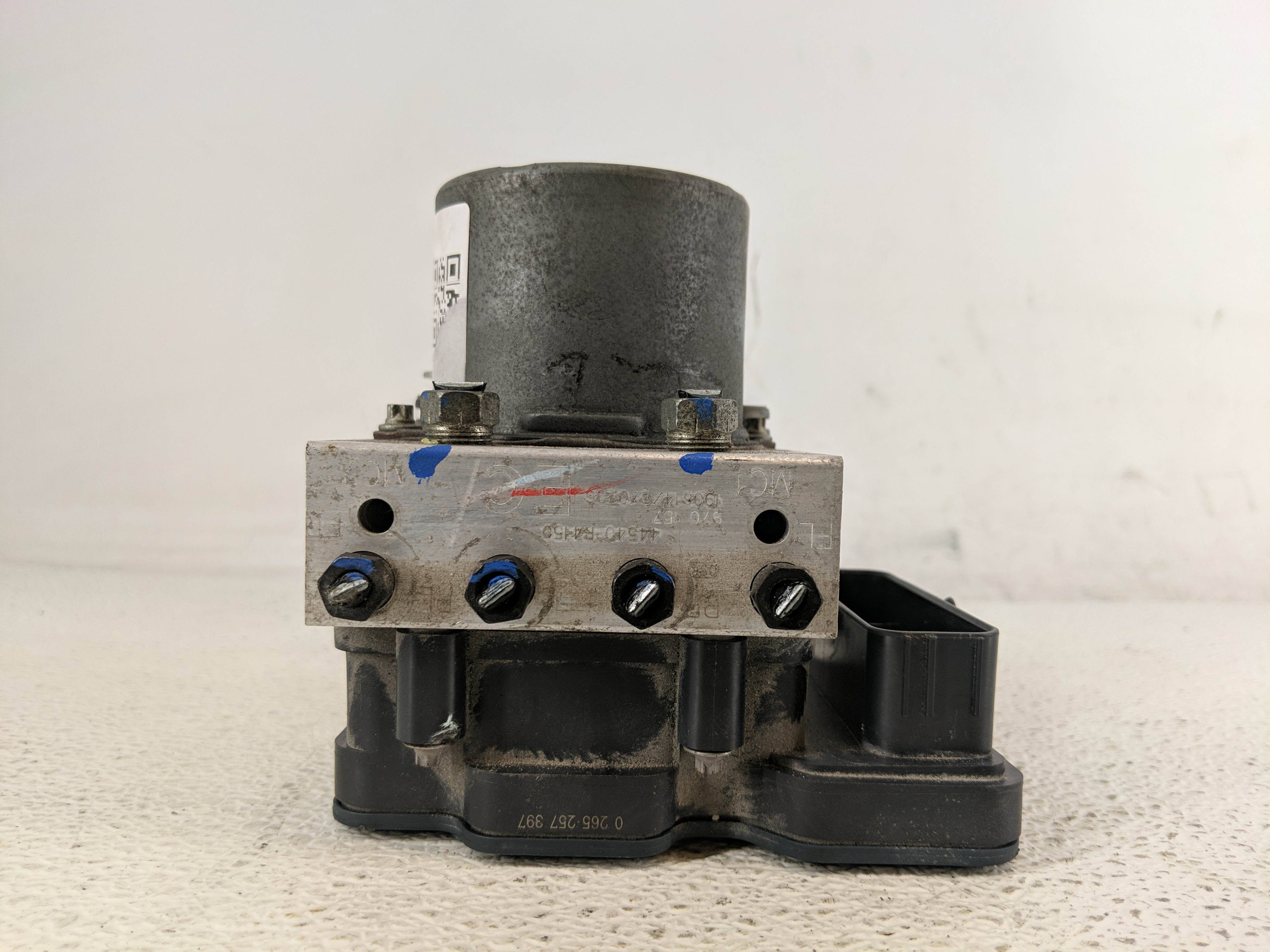 2019-2019 Toyota C-hr Abs Pump Control Module 1195051 - Oemusedautoparts1.com