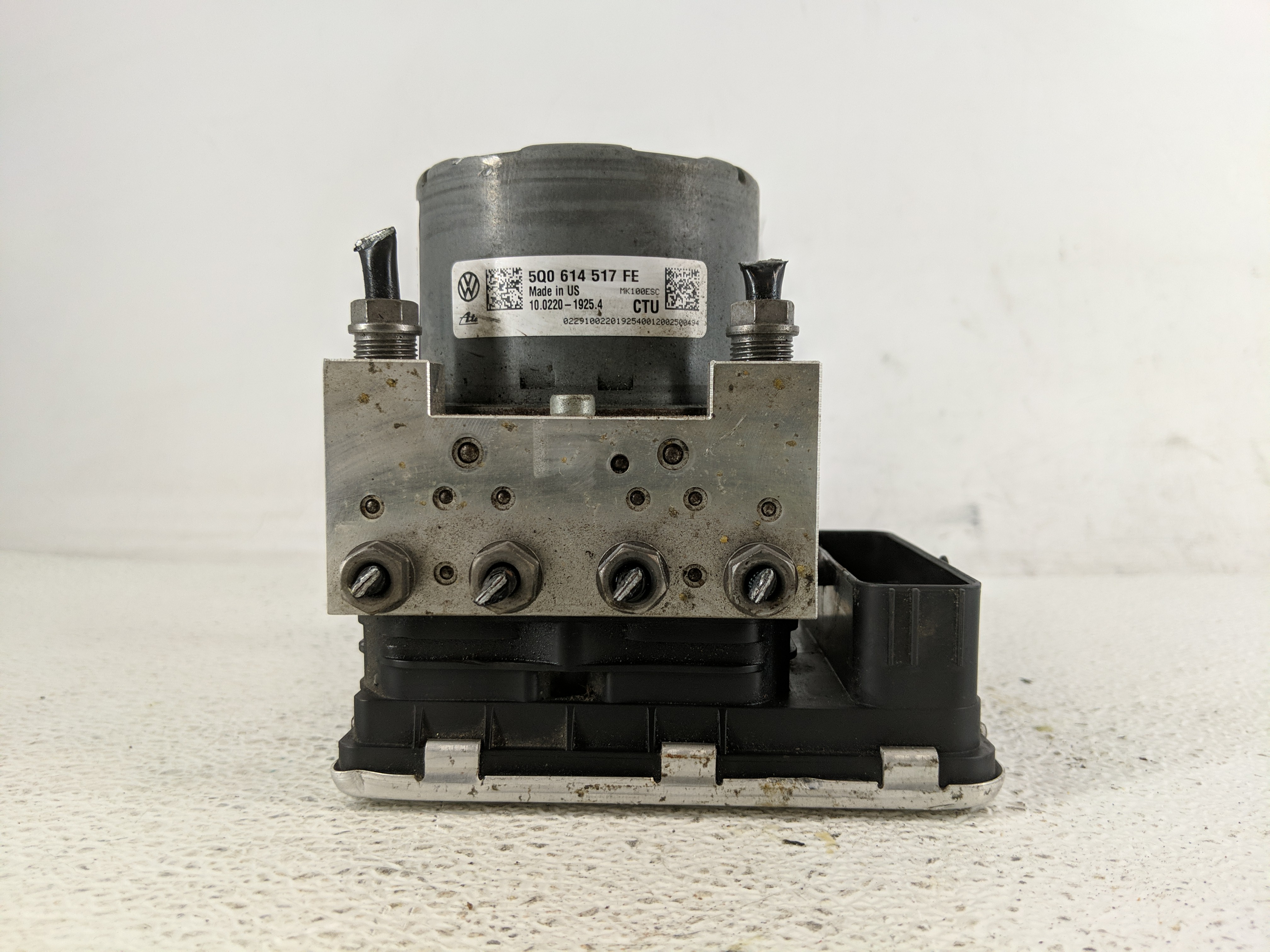 Volkswagen Atlas Abs Pump Control Module 1195104 - Oemusedautoparts1.com