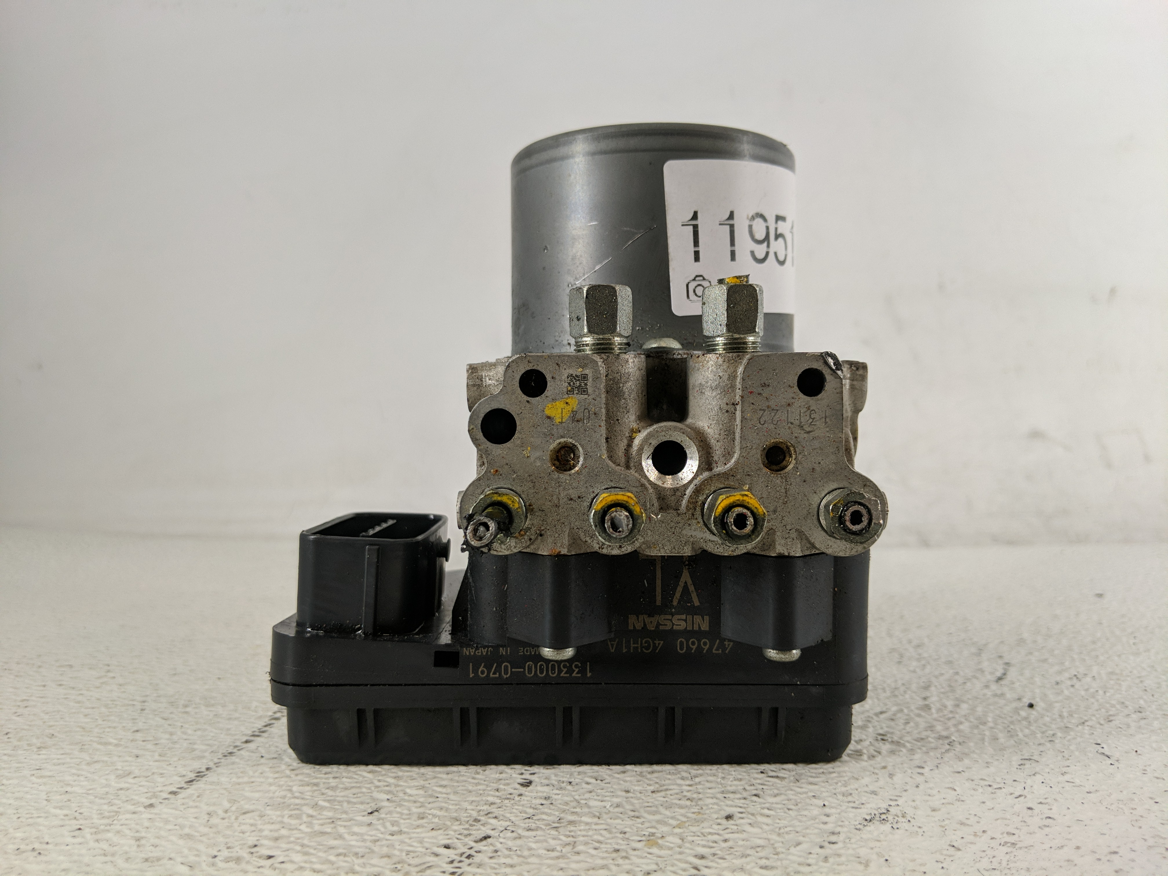 2016-2017 Infiniti Q50 Abs Pump Control Module 1195117 - Oemusedautoparts1.com