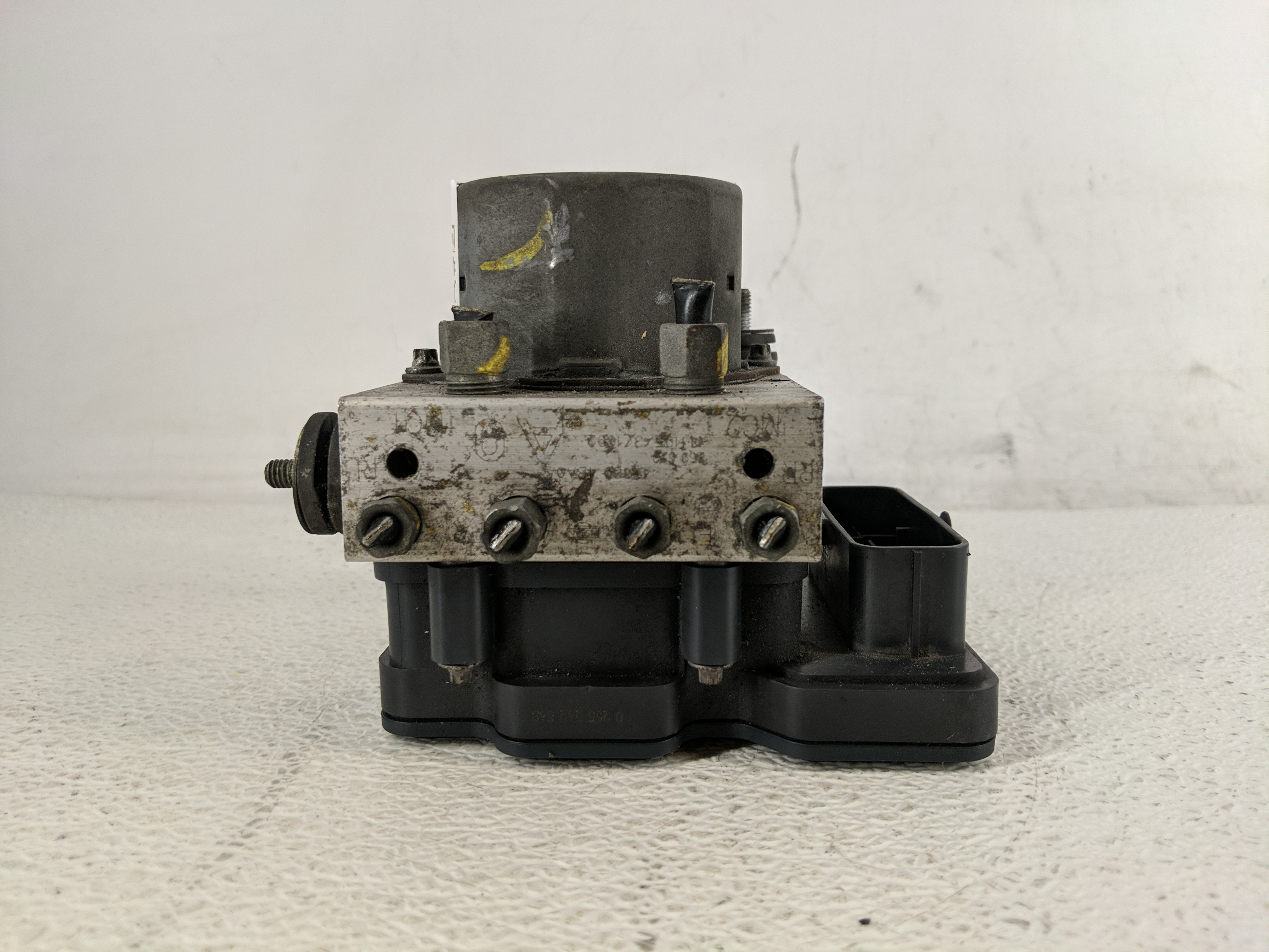 2014-2015 Nissan Rogue Abs Pump Control Module 1195118 - Oemusedautoparts1.com